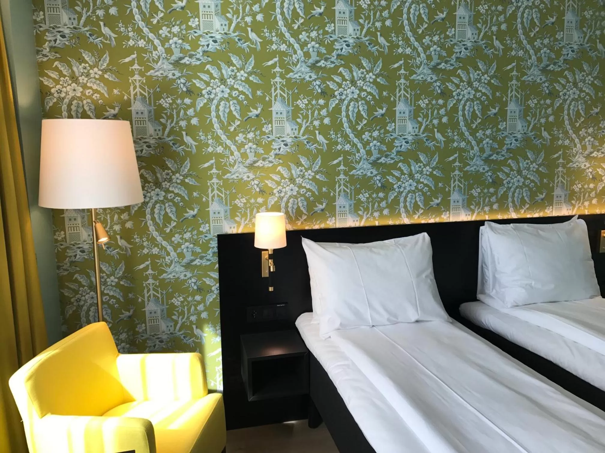 Bed in Thon Hotel Maritim