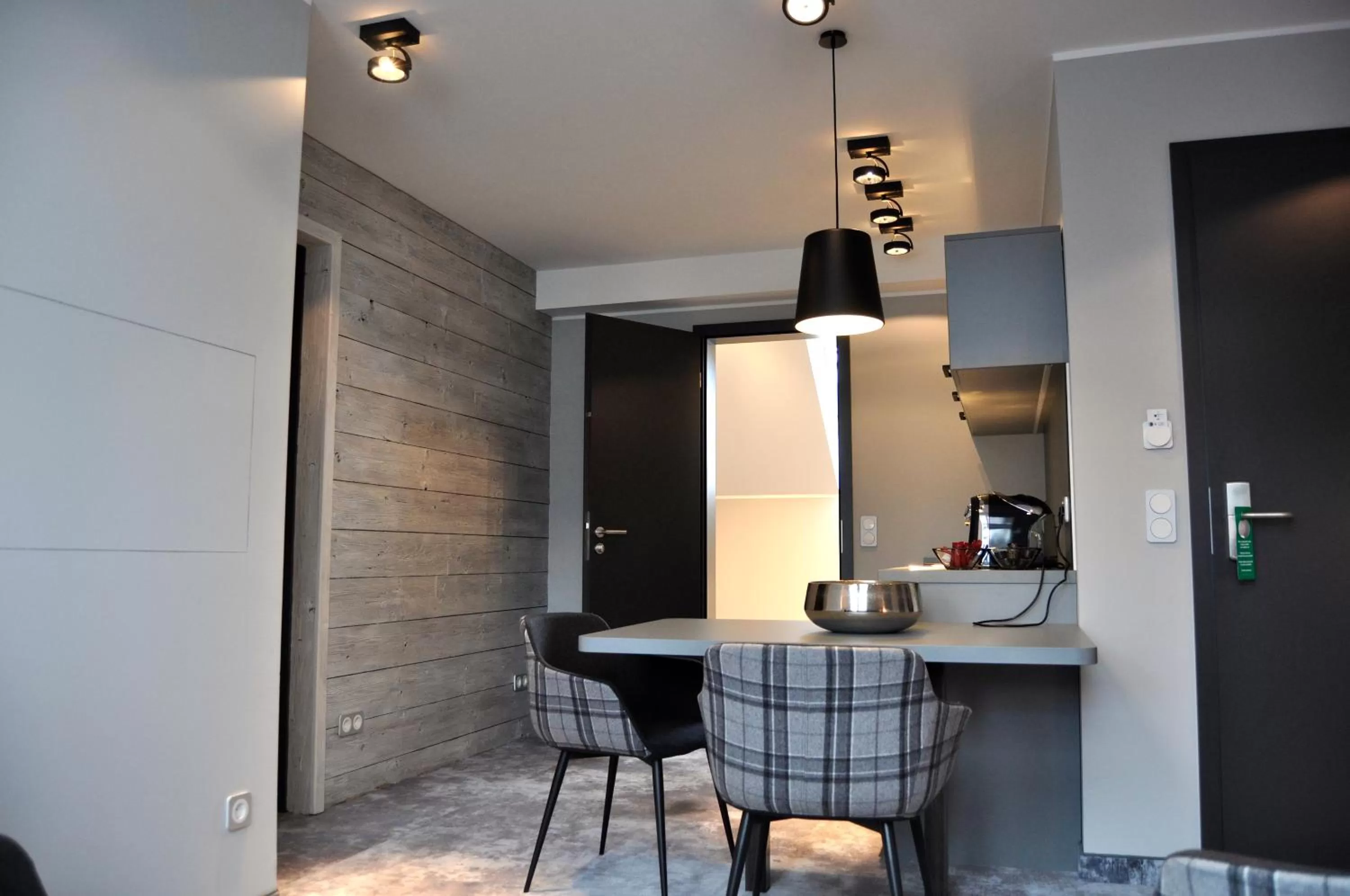 Photo of the whole room in StrandBerg's Designhotel Viktoria