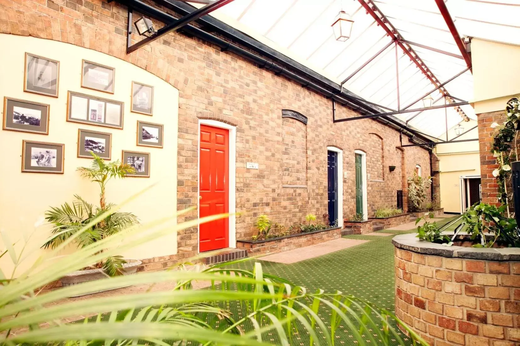 Property building in Best Western Valley Hotel Property building in Best Western Valley Hotel