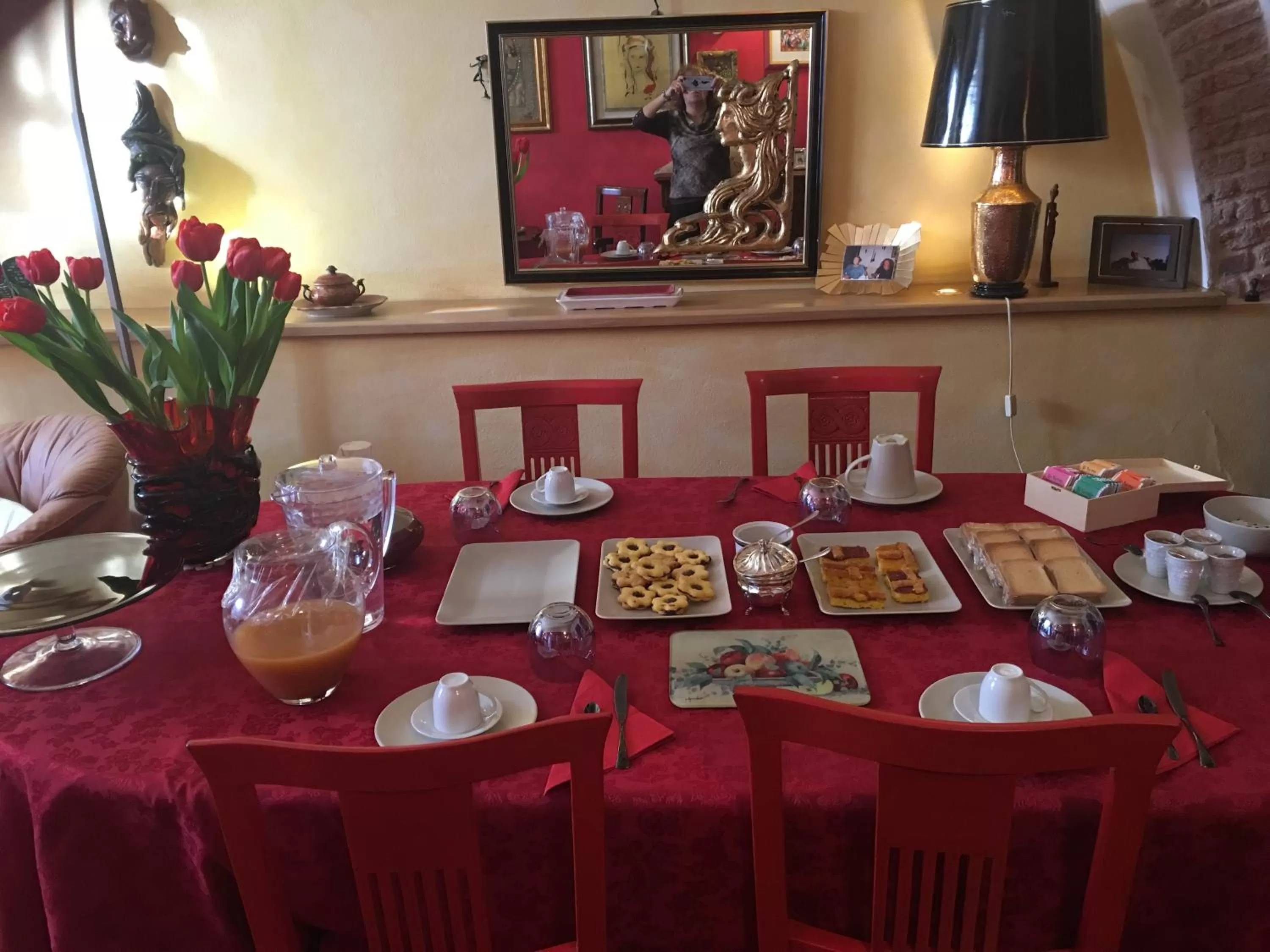 Breakfast, Restaurant/Places to Eat in L'angolo antico