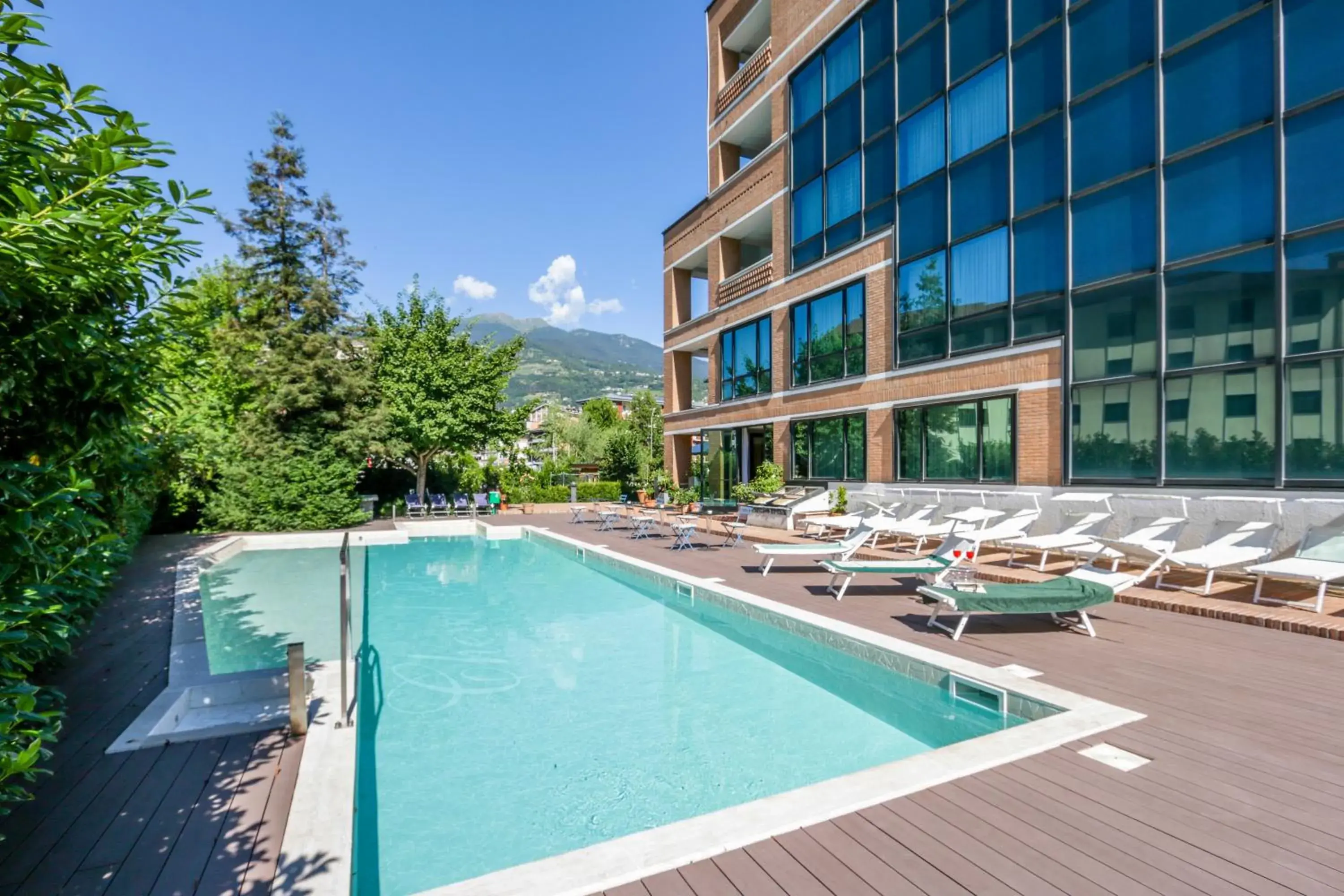 Swimming Pool in Hostellerie Du Cheval Blanc