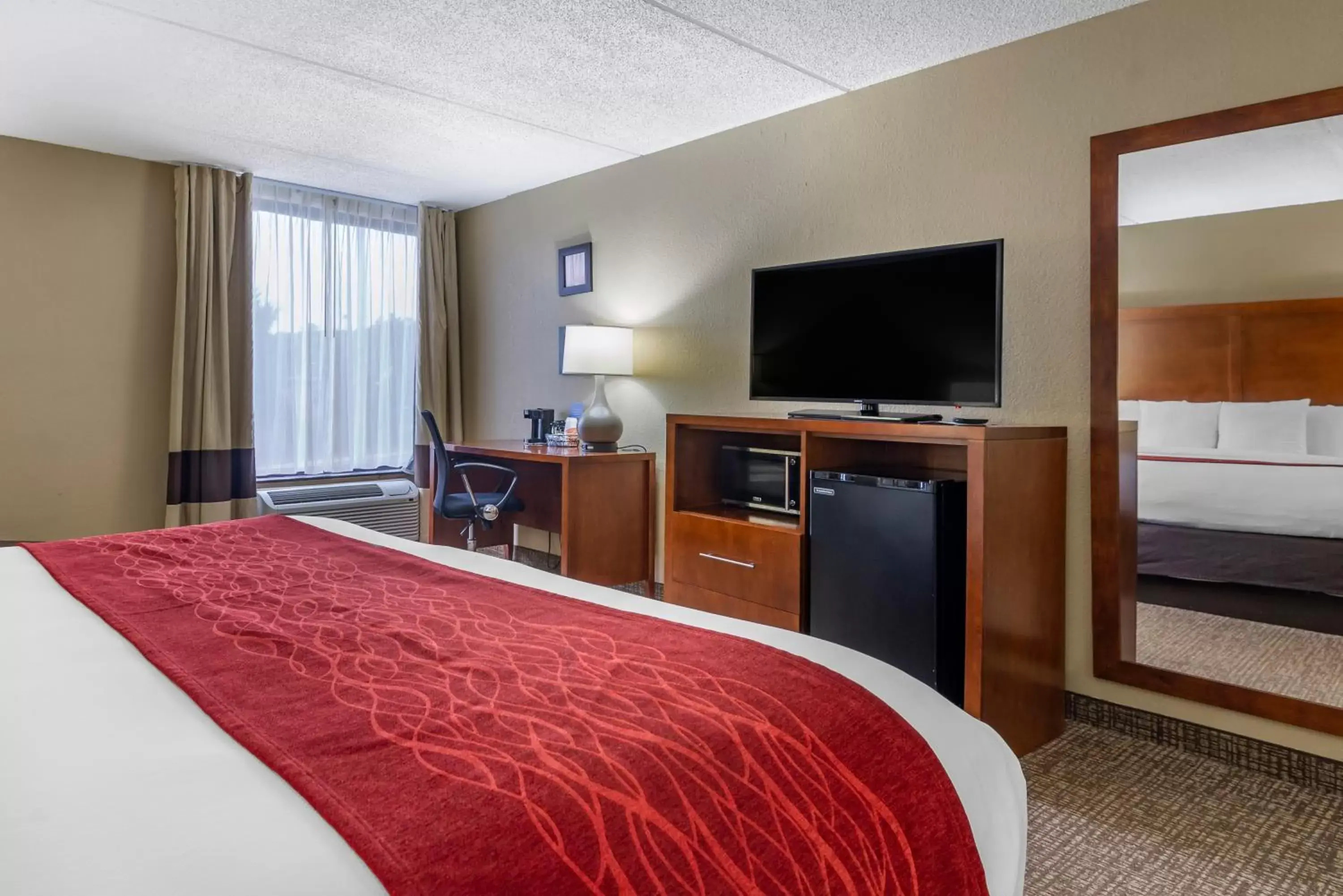 Bed in Comfort Inn Matthews / Charlotte