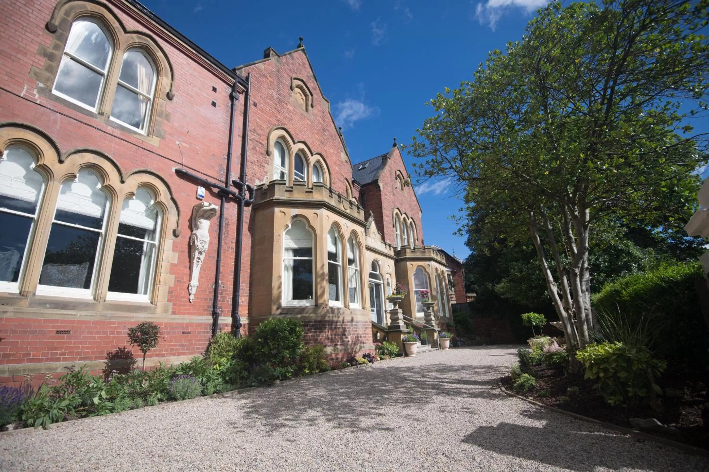 Facade/entrance in Brockley Hall Hotel