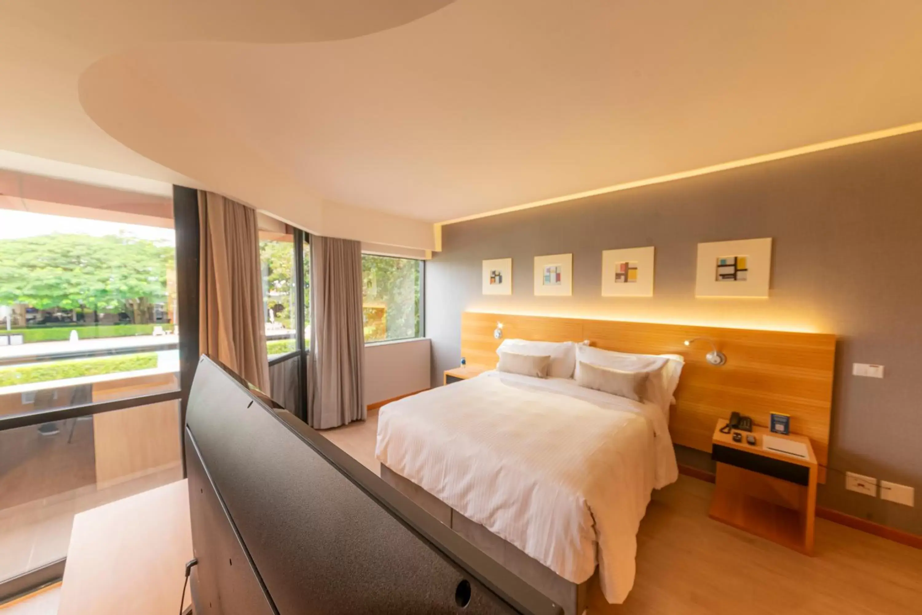 Bedroom, Bed in Golden Tulip Brasília Alvorada