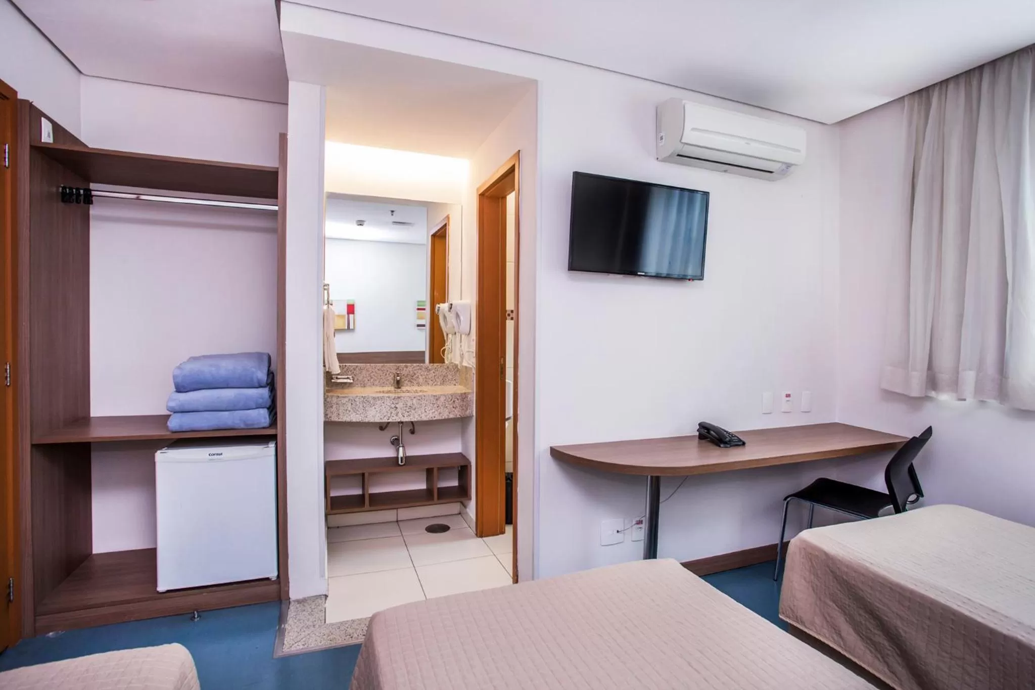 TV and multimedia, Bed in Total Hotel