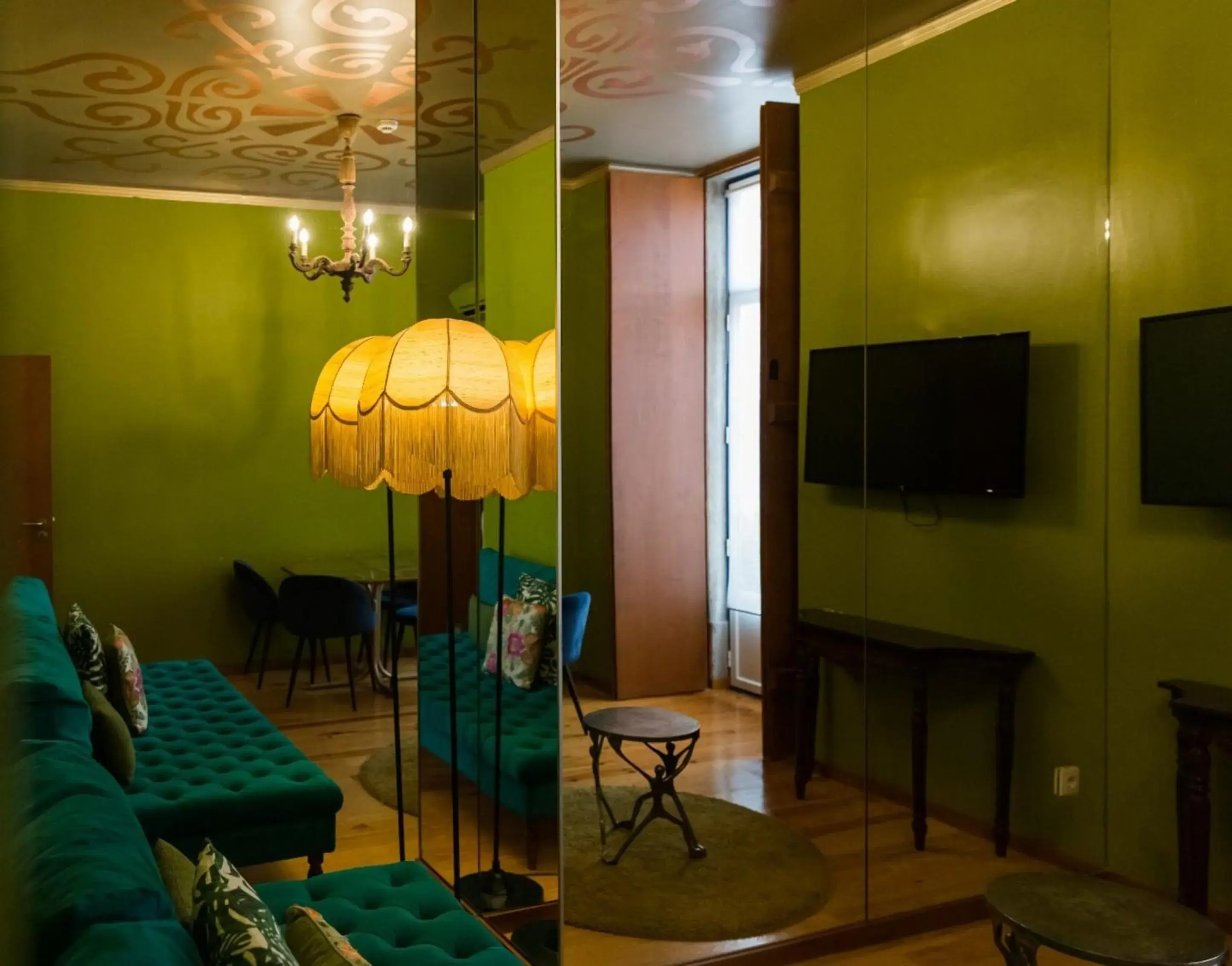 Living room, TV/Entertainment Center in Lisbon Art Stay Apartments Baixa
