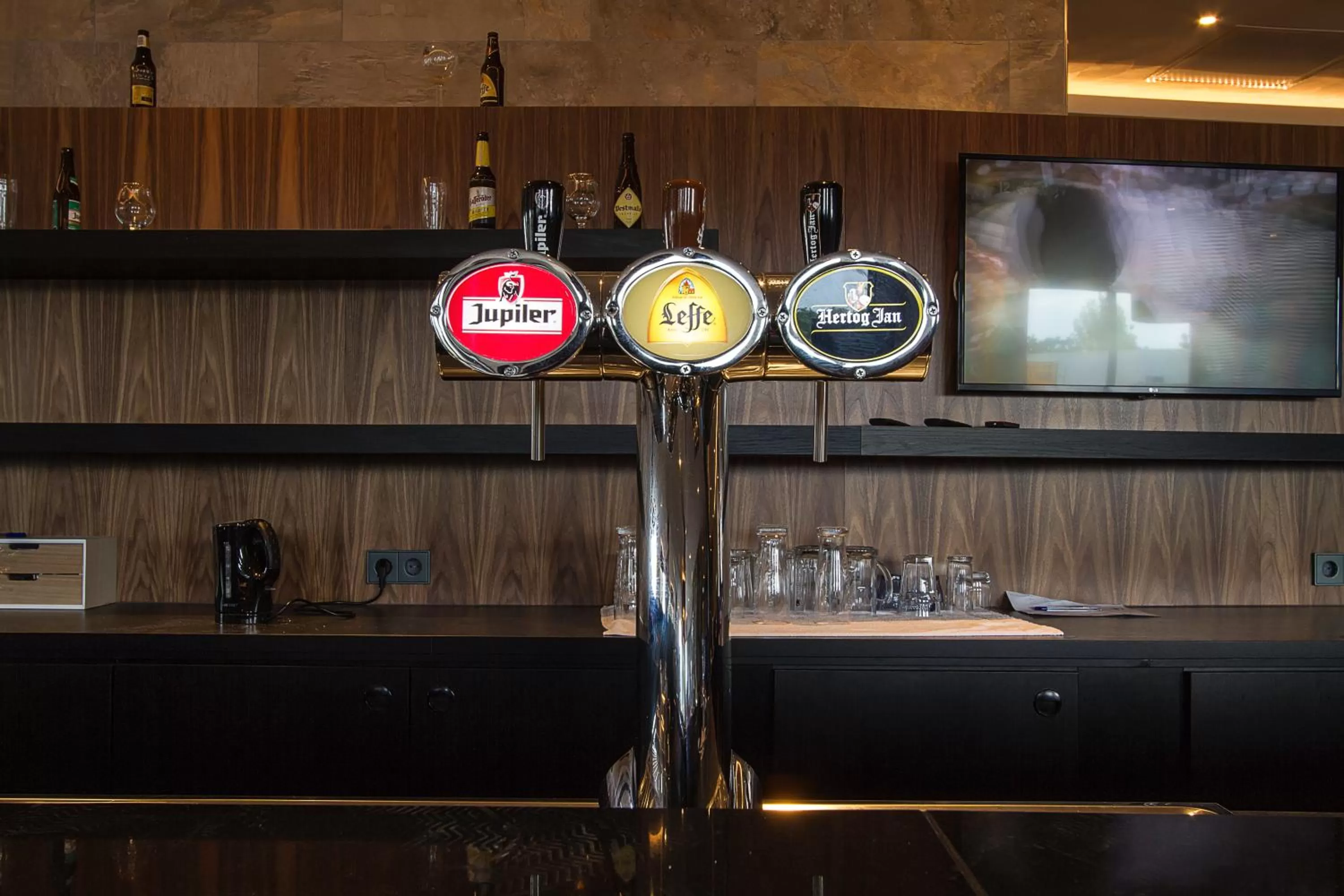 Lounge or bar in Bastion Hotel Brielle - Europoort