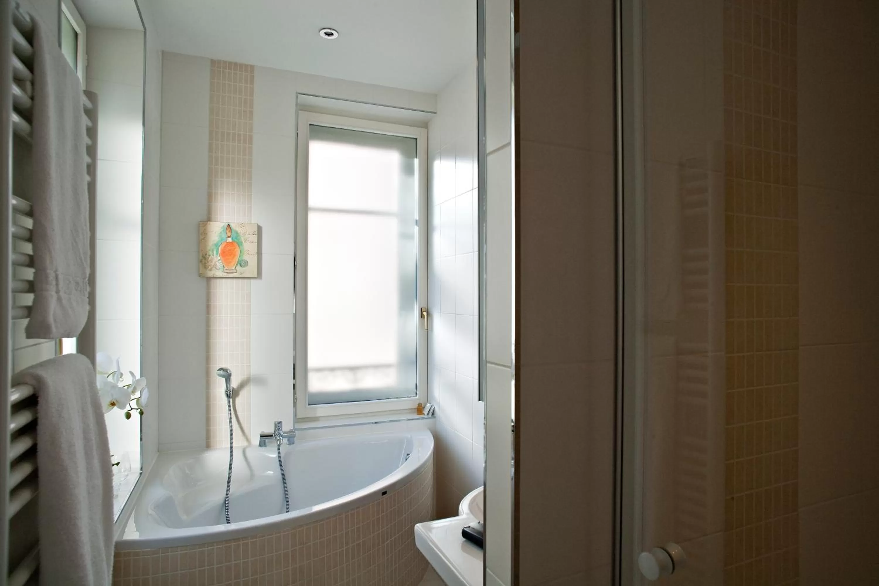 Bathroom in Best Western Plus Hotel Villa D'est