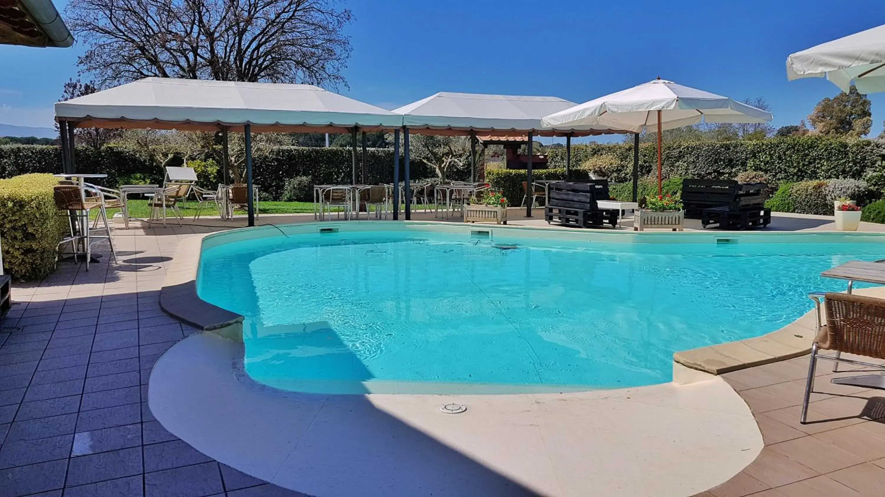 Swimming Pool in La Posta di Torrenova