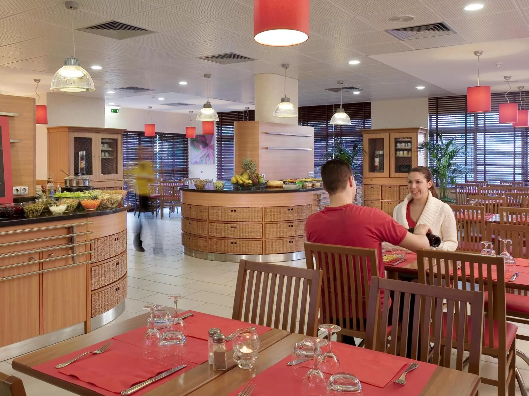 Restaurant/places to eat in Hotel ibis Lisboa Jose Malhoa
