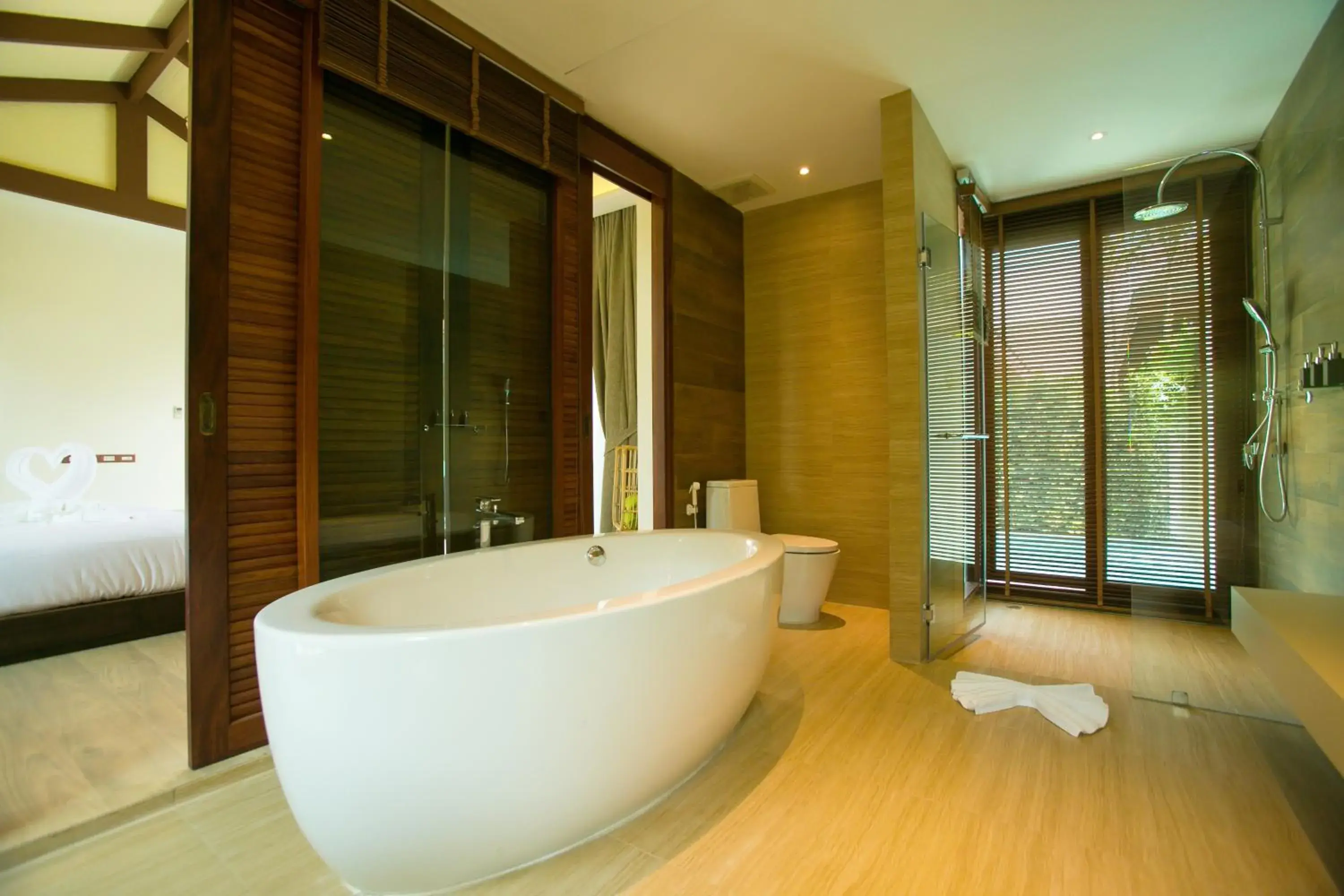 Bathroom in Triple Tree Beach Resort