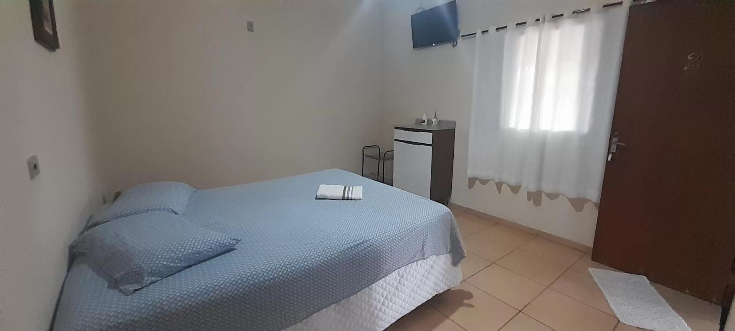 Bed in Suits - Canto do sabia