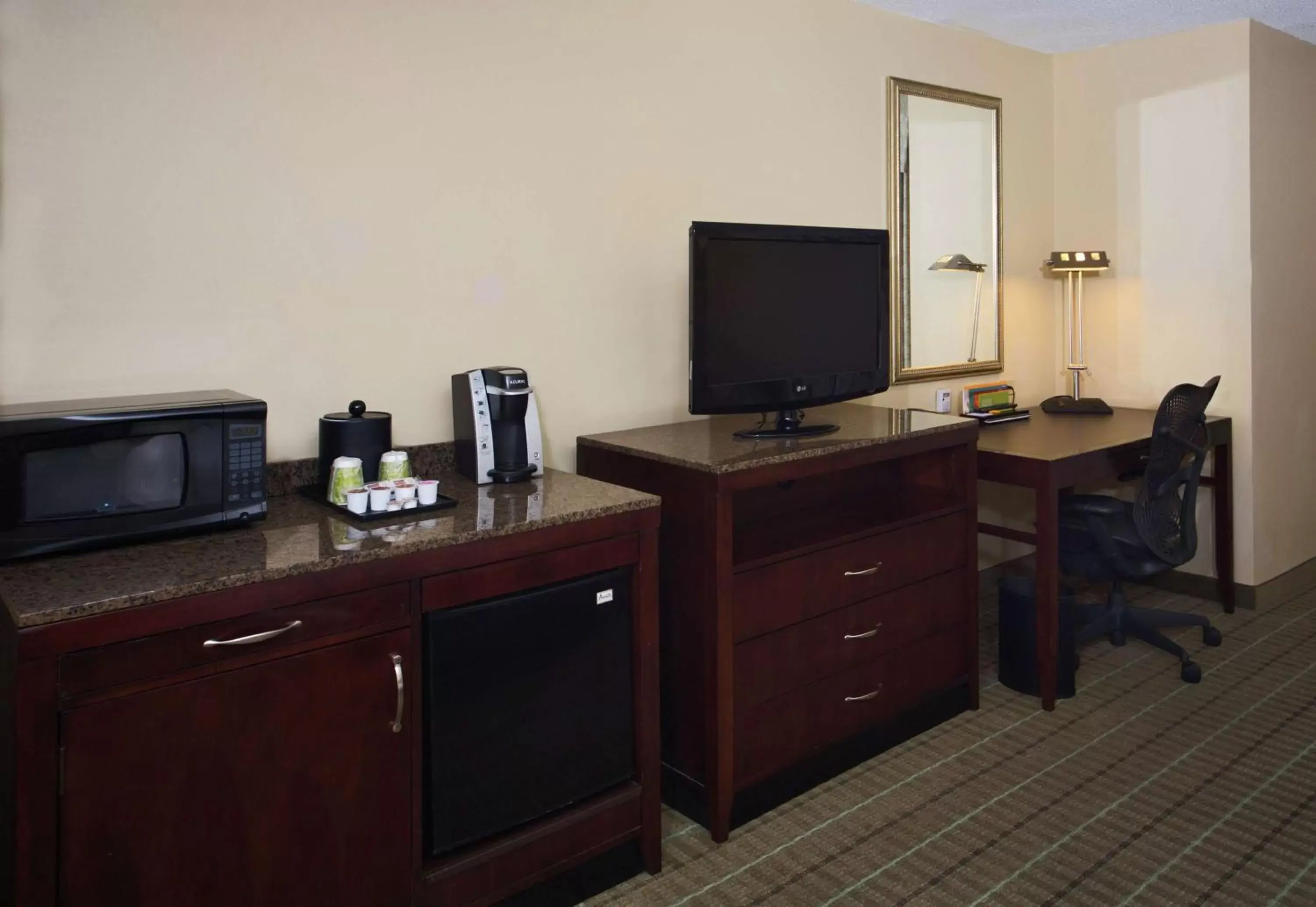 Other, TV/Entertainment Center in Hilton Garden Inn Valdosta