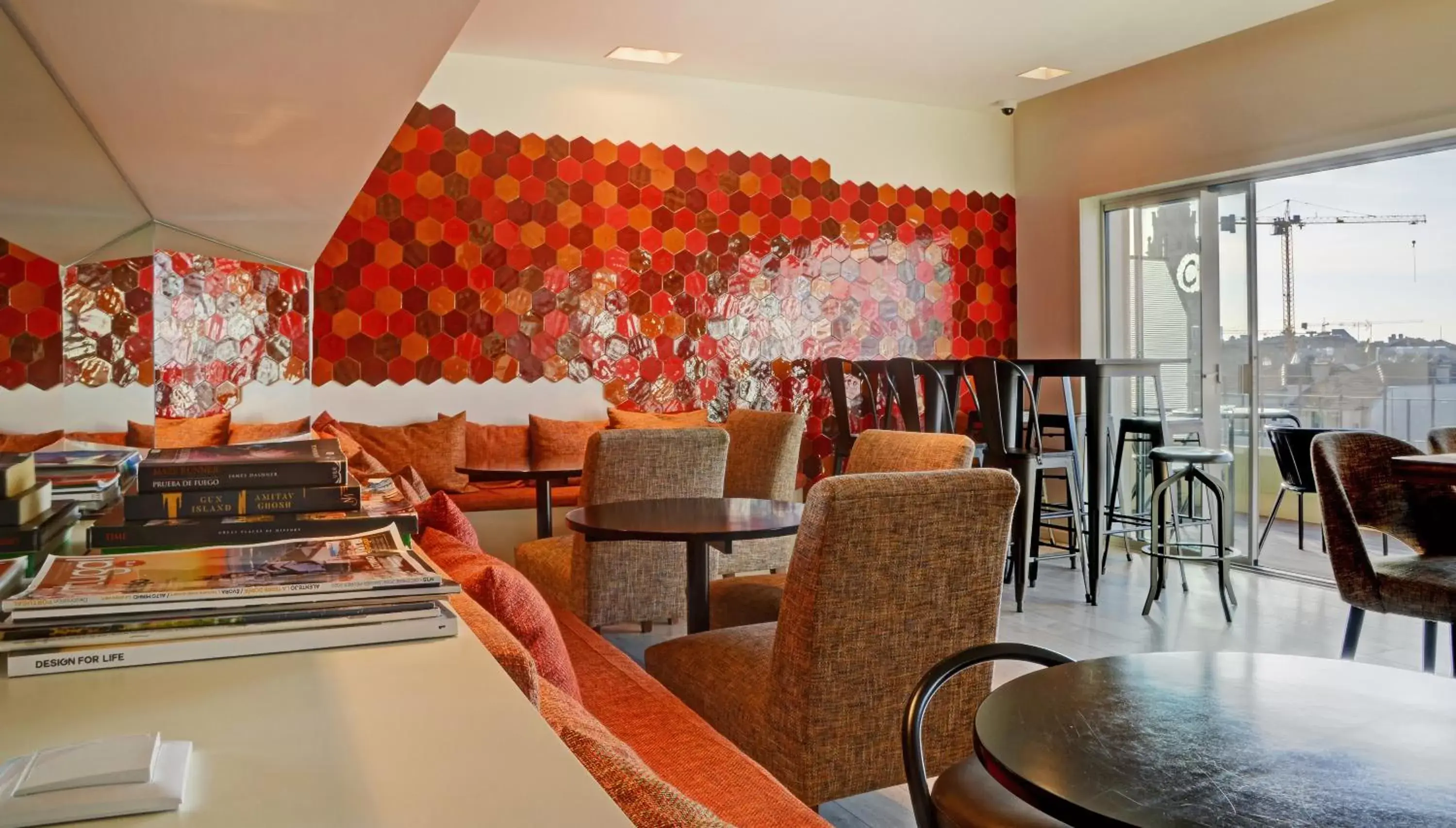 Lounge or bar, Restaurant/Places to Eat in Hotel Spot Family Suites