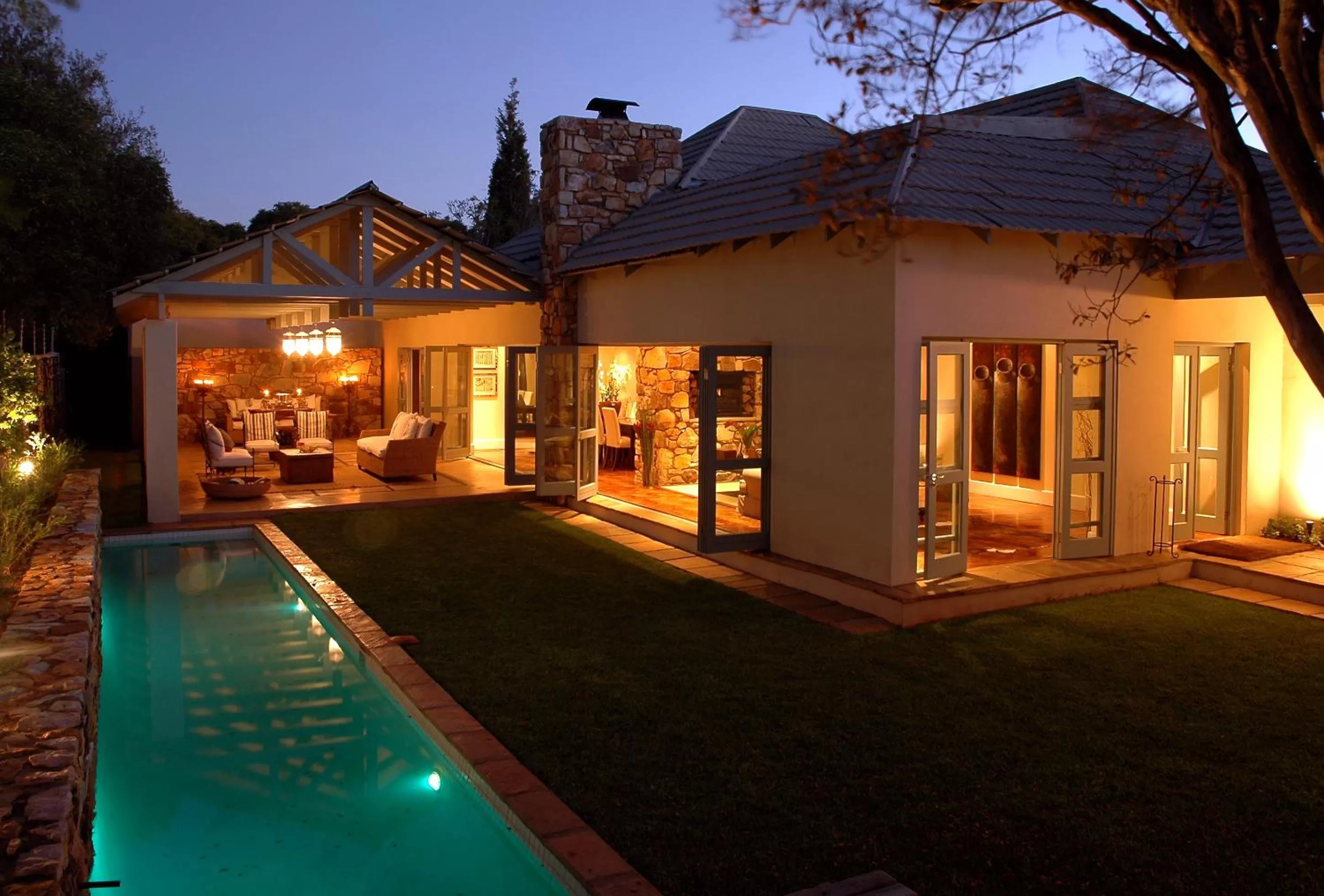 Facade/entrance in The Parkwood