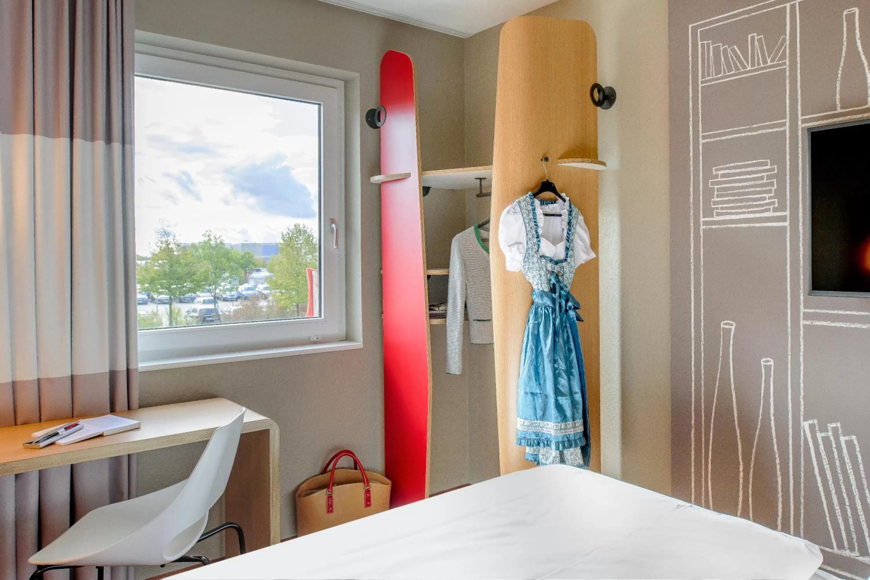 Photo of the whole room, Bed in ibis Hotel München Messe