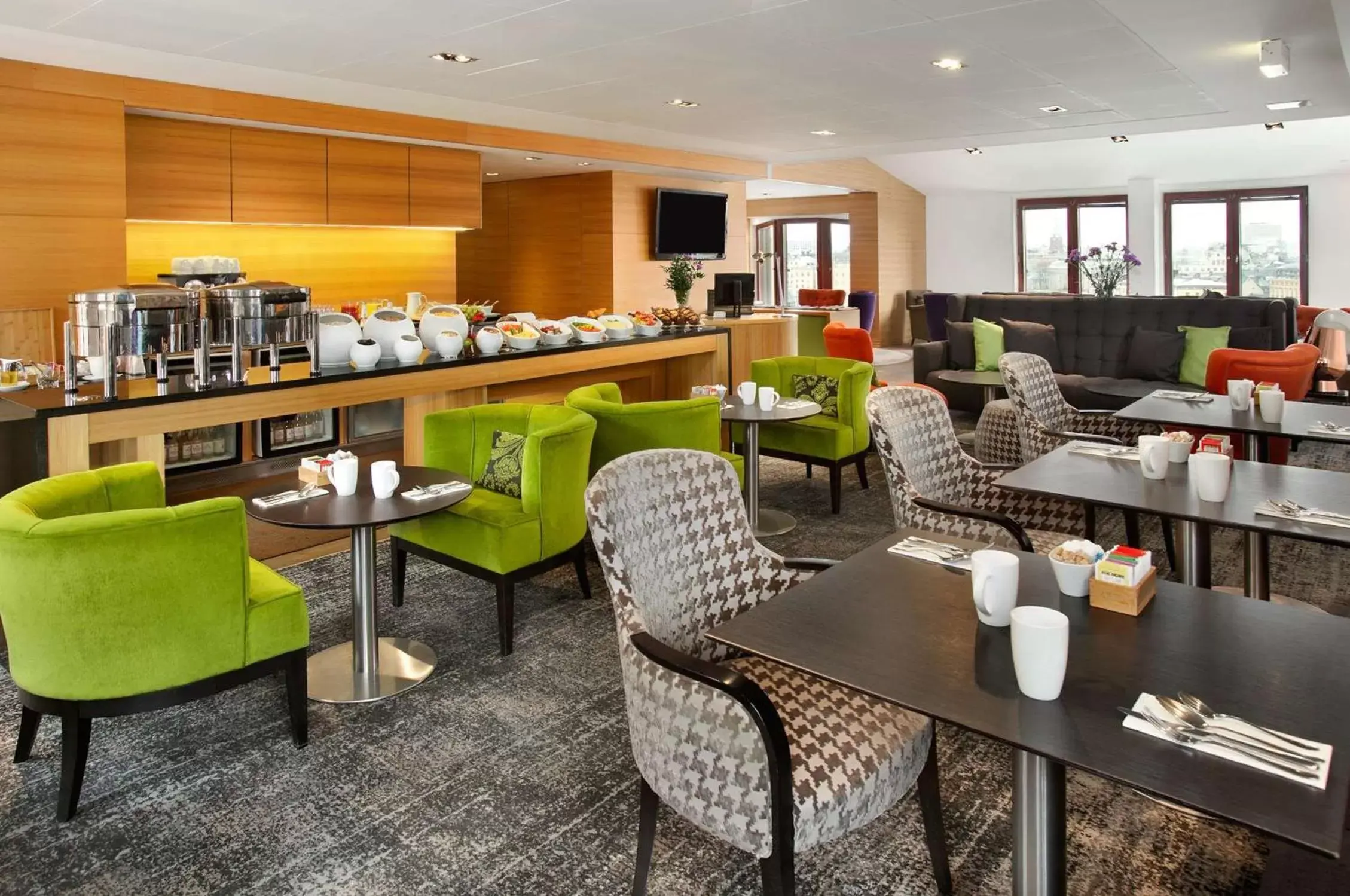 Lounge or bar, Restaurant/Places to Eat in Hilton Stockholm Slussen Hotel