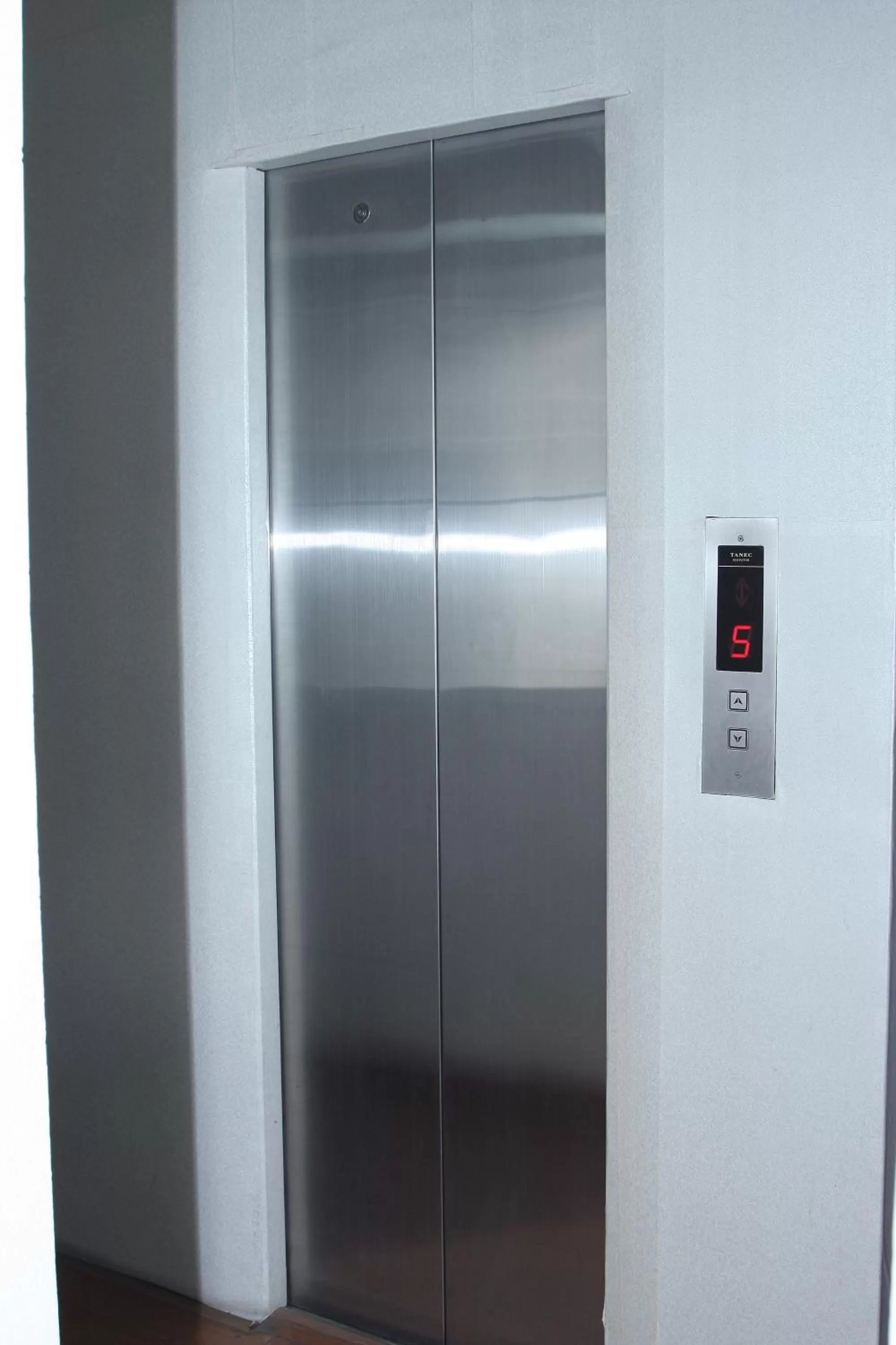 Bathroom in Hoang Cuong Hotel