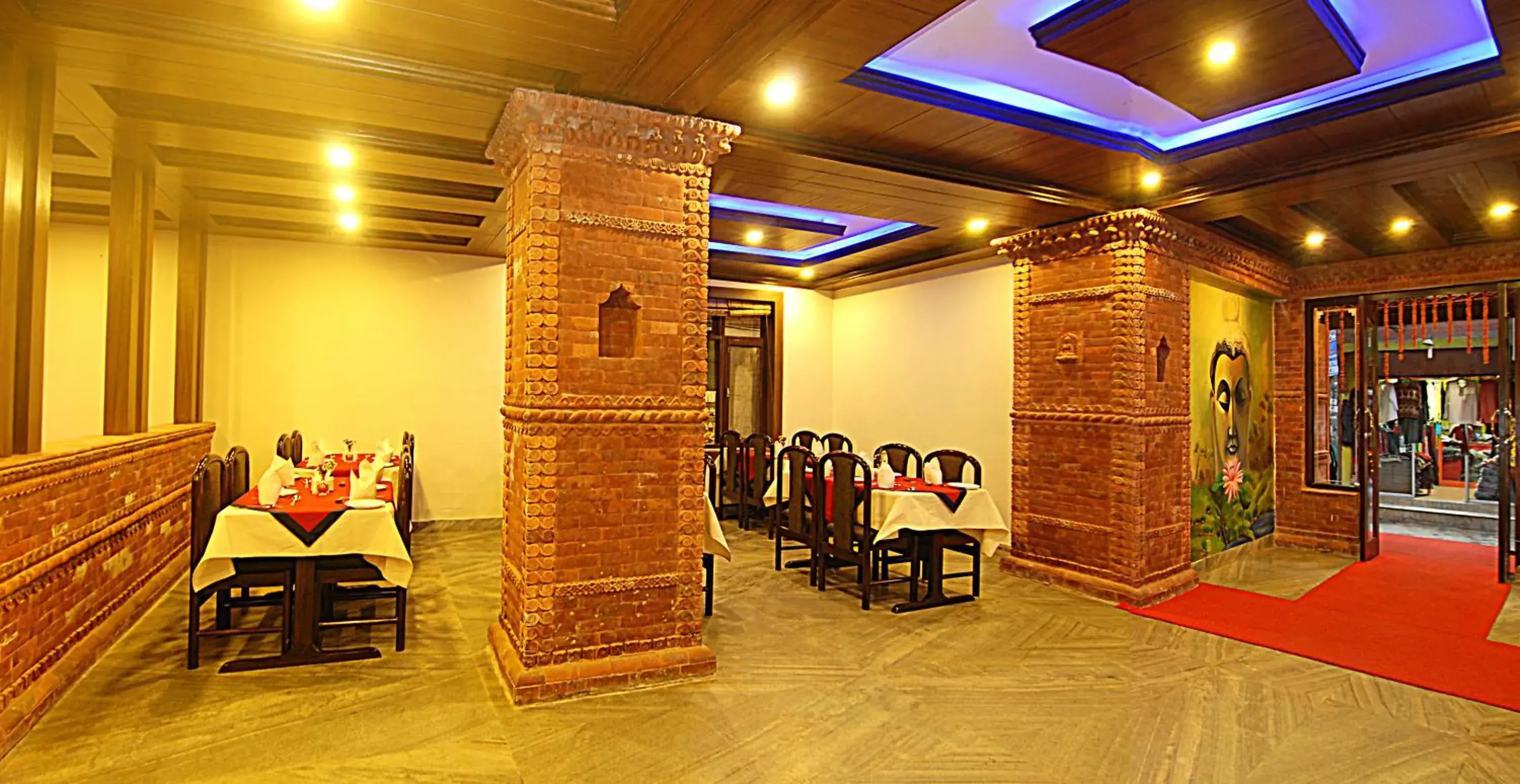 Property building, Restaurant/Places to Eat in Hotel Buddha