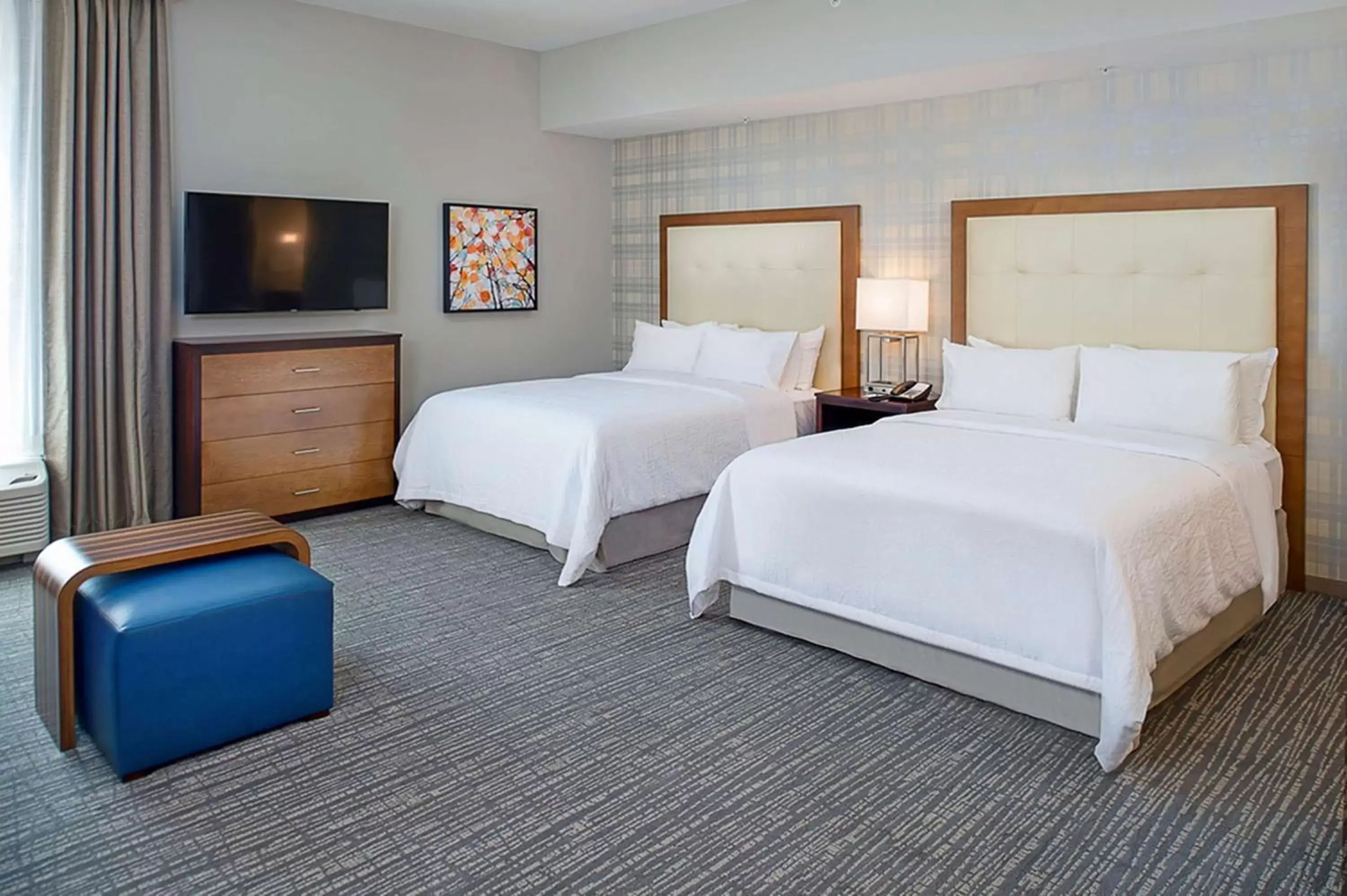 Bed in Homewood Suites by Hilton St. Louis Westport