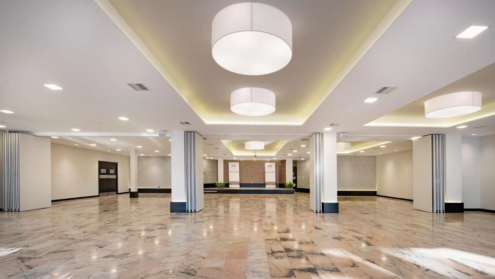 Banquet/Function facilities in Hotel Parque Real