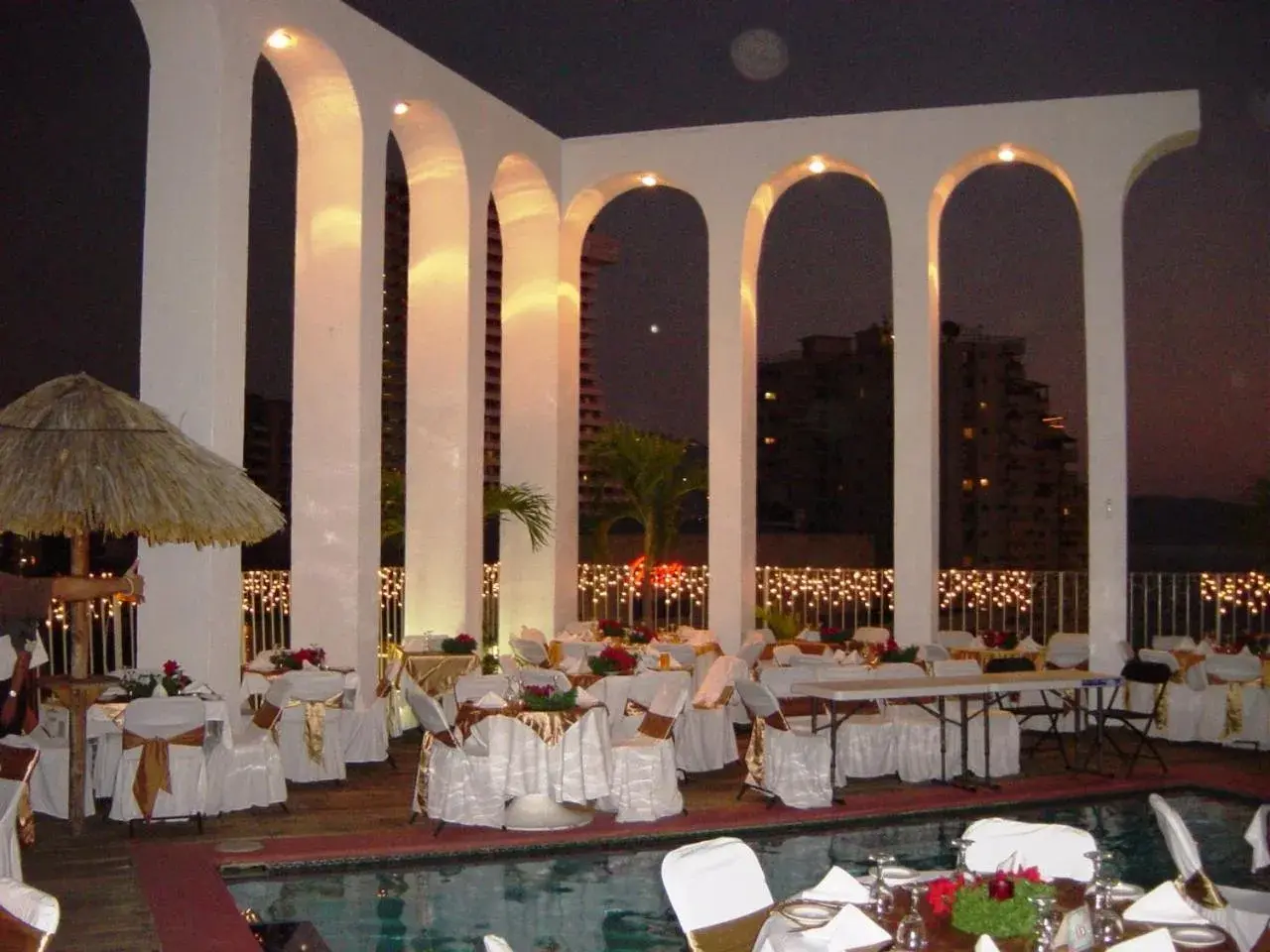 Solarium, Banquet Facilities in Hotel Club del Sol Acapulco by NG Hoteles