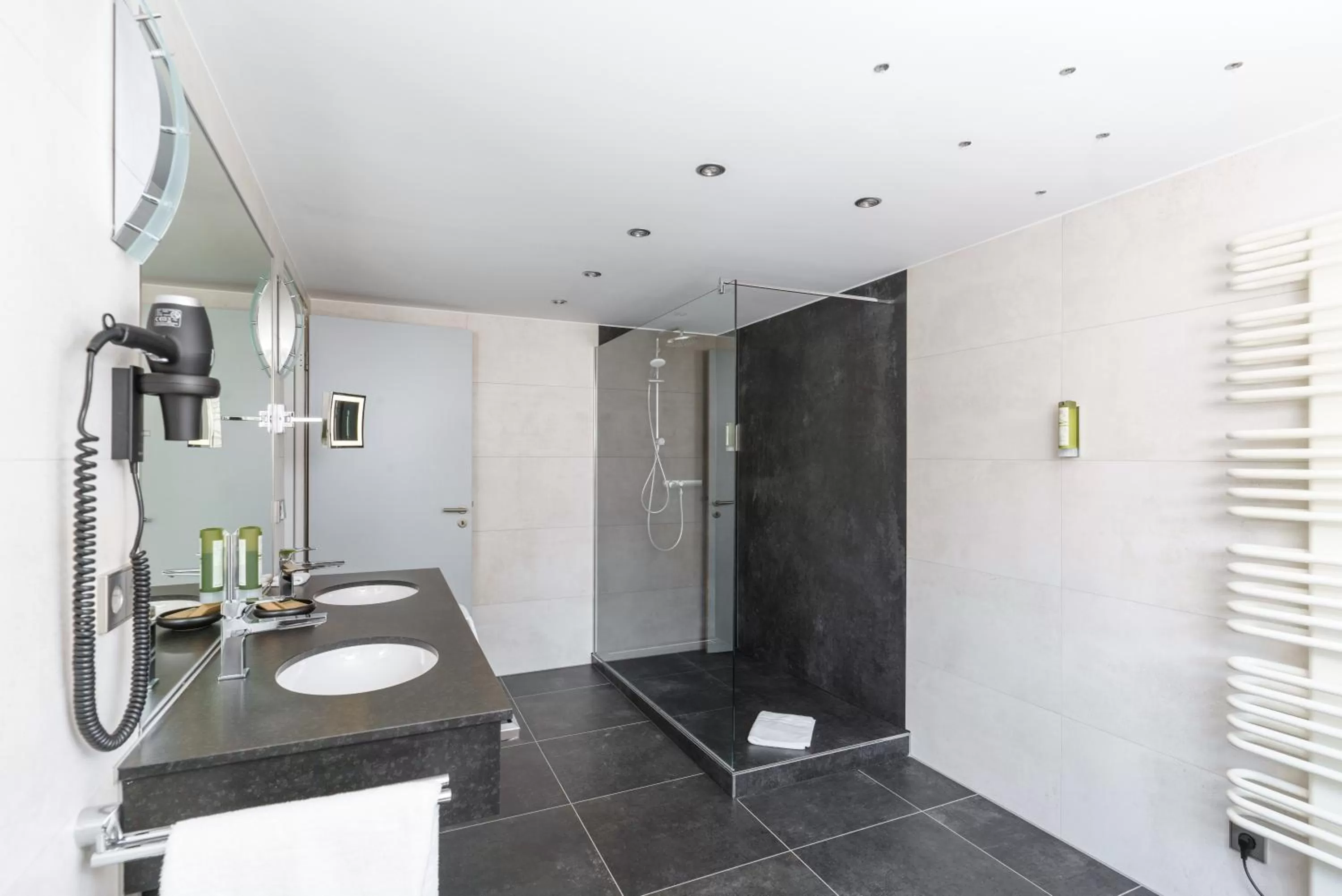 Hotel Forsthaus Grüna Betreibergesellschaft mbH