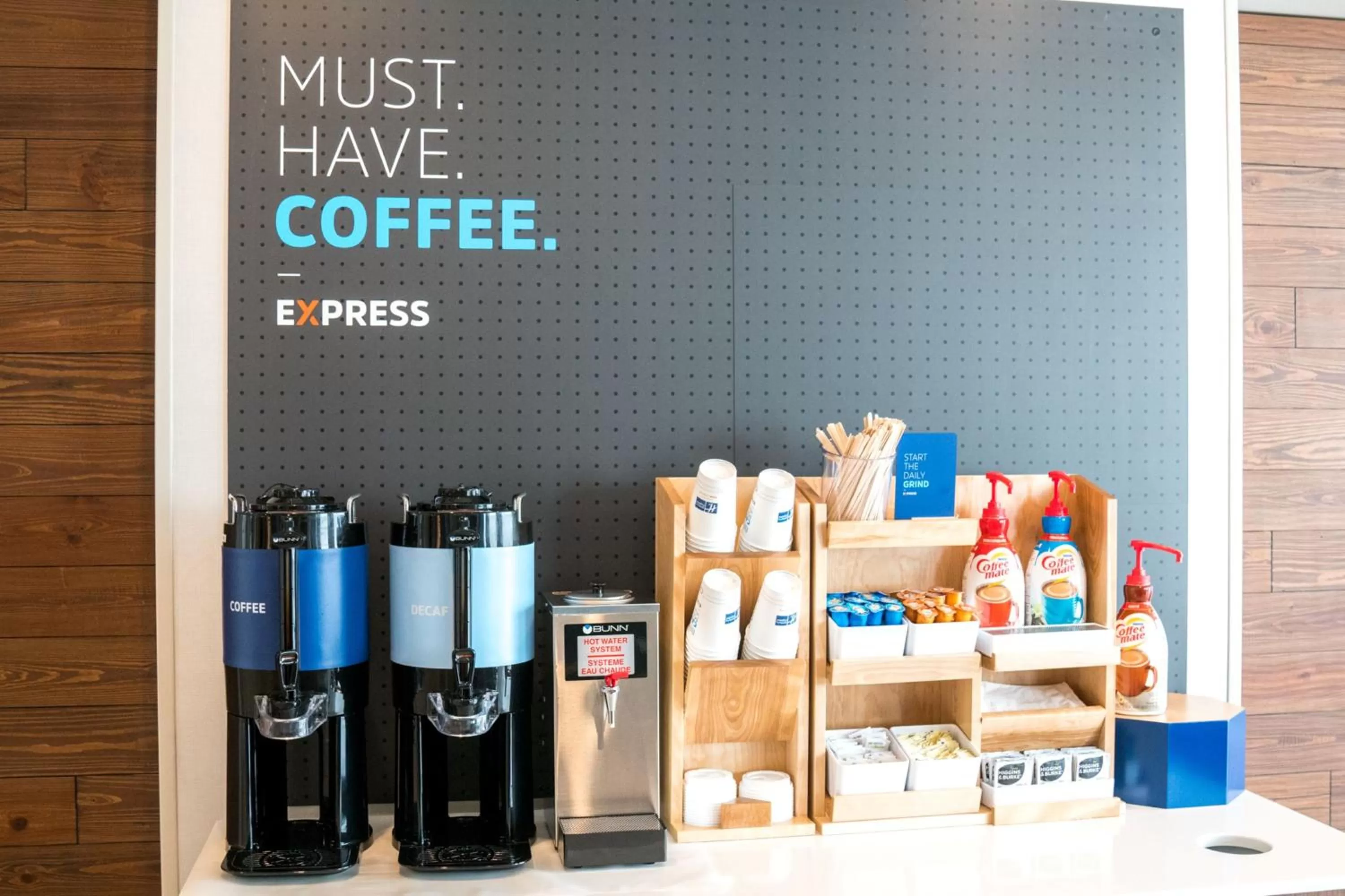 Breakfast in Holiday Inn Express & Suites - Brandon by IHG