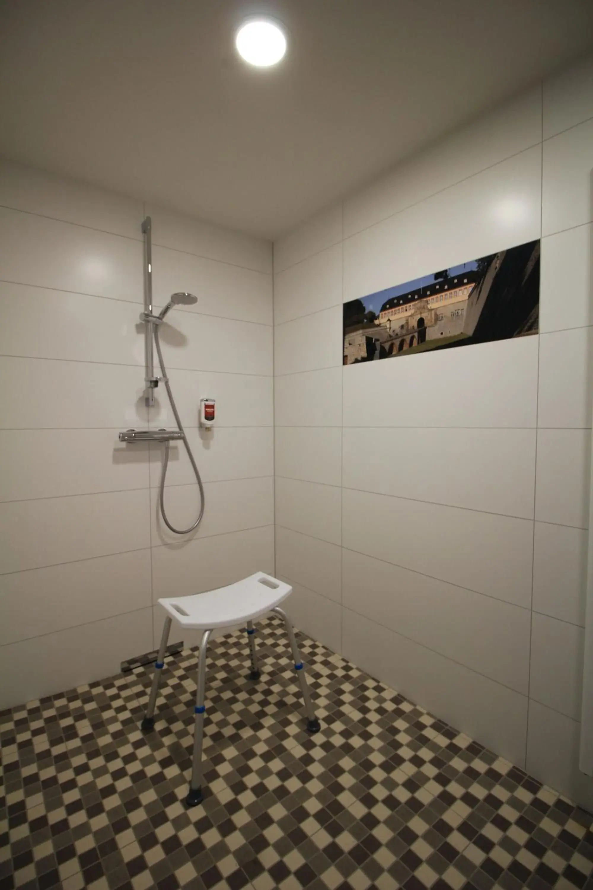 Shower, Bathroom in Hotel Am Kaisersaal
