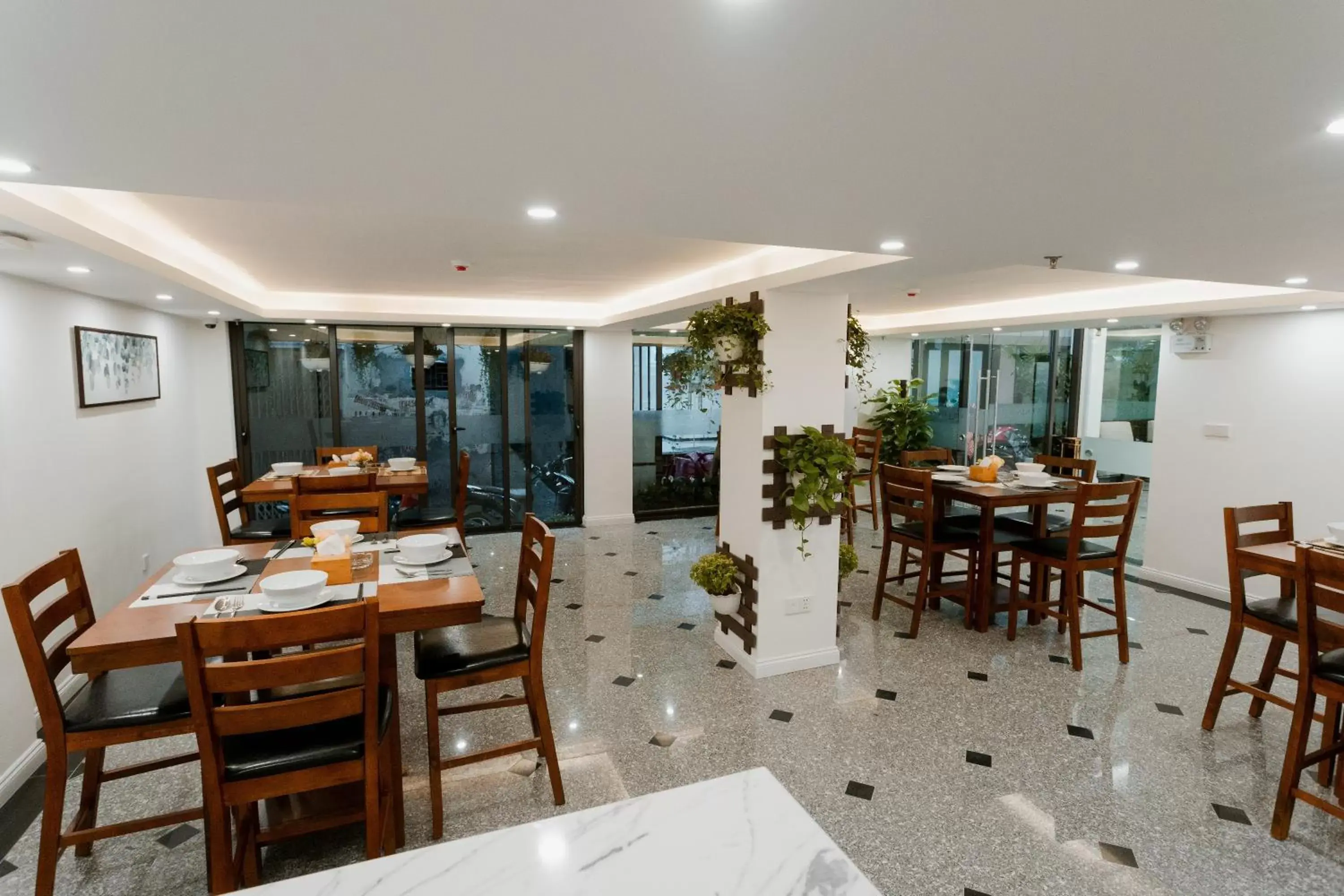 Restaurant/places to eat in Marigold Hotel Hanoi Restaurant/places to eat in Marigold Hotel Hanoi