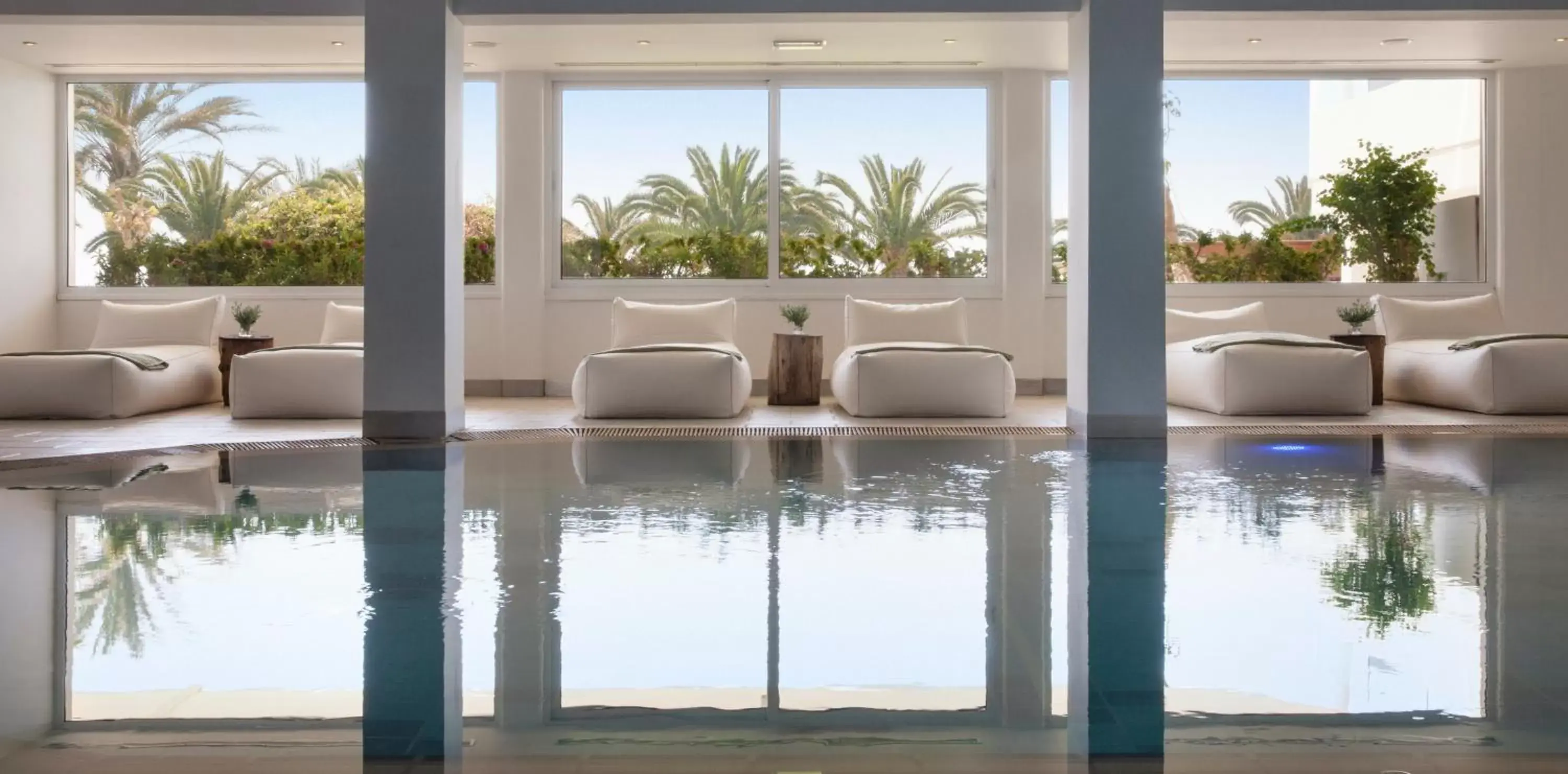 Swimming pool in Alion Beach Hotel Swimming pool in Alion Beach Hotel