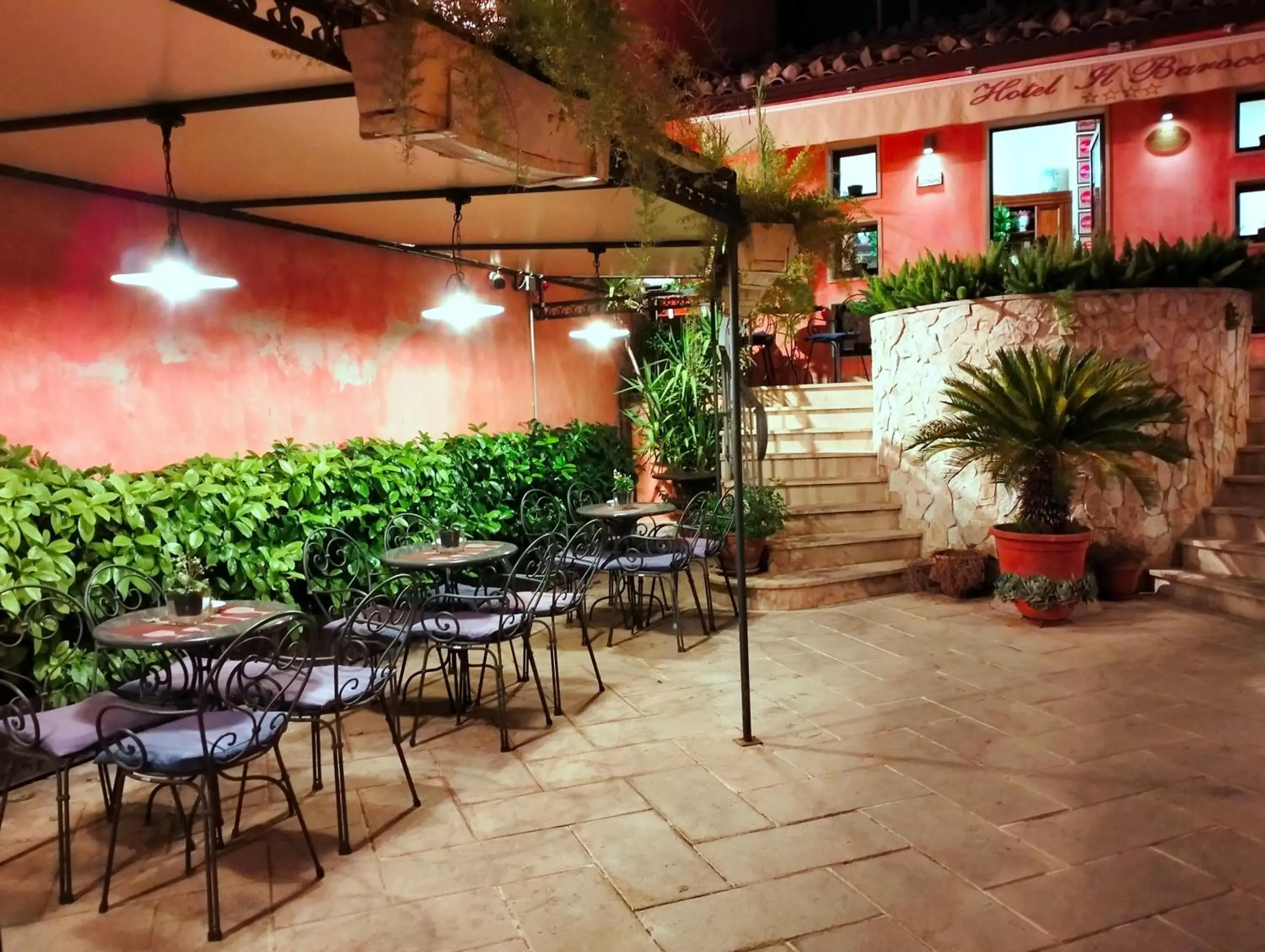 Garden, Restaurant/Places to Eat in Hotel Il Barocco