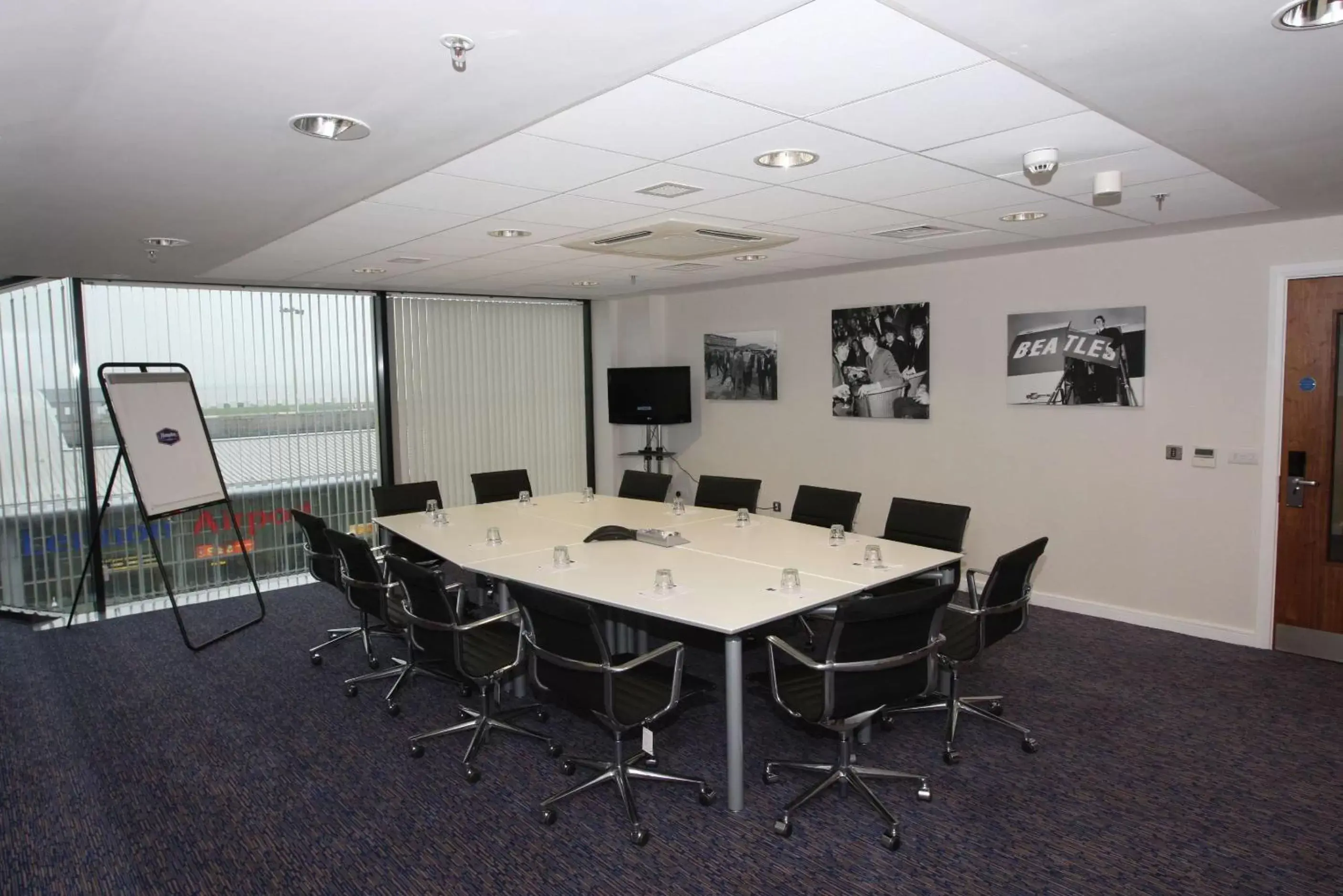 Meeting/conference room in Hampton by Hilton Liverpool John Lennon Airport