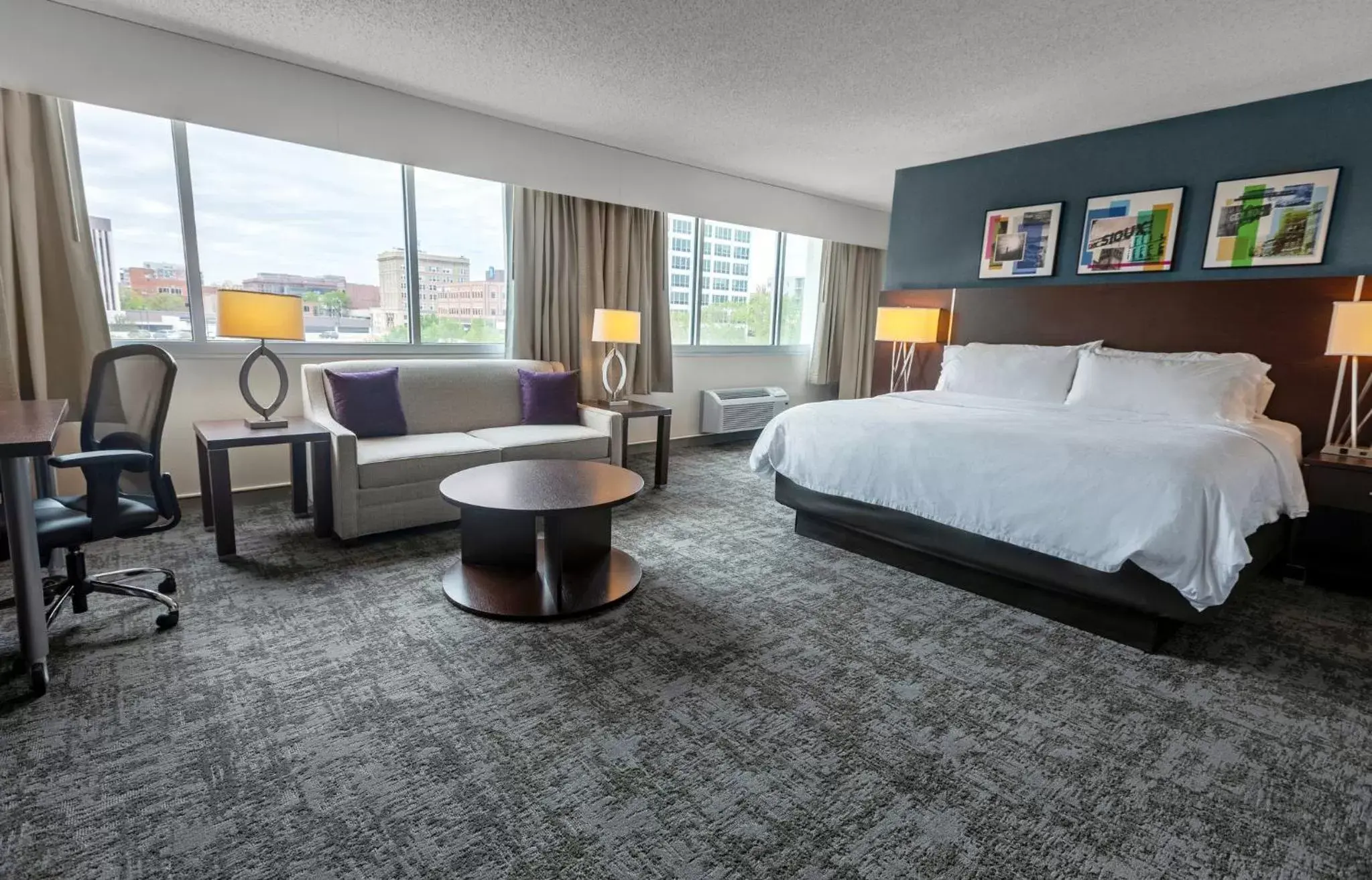 Photo of the whole room in Holiday Inn Sioux Falls-City Center, an IHG Hotel