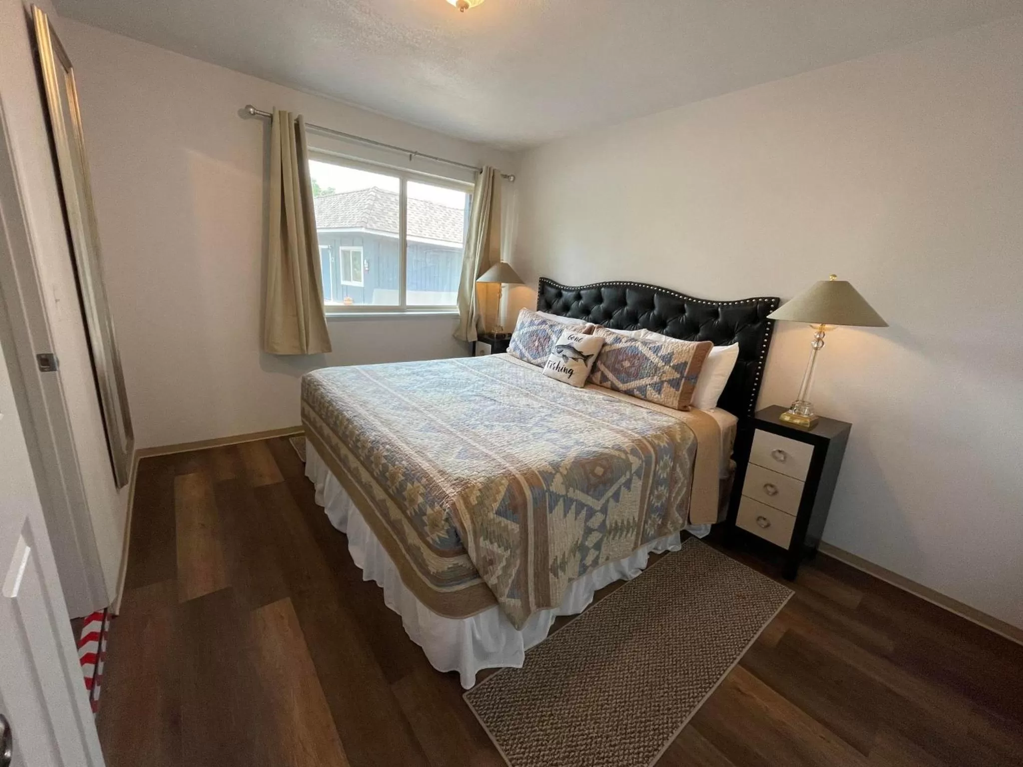 Bed in Riverfront Lodging