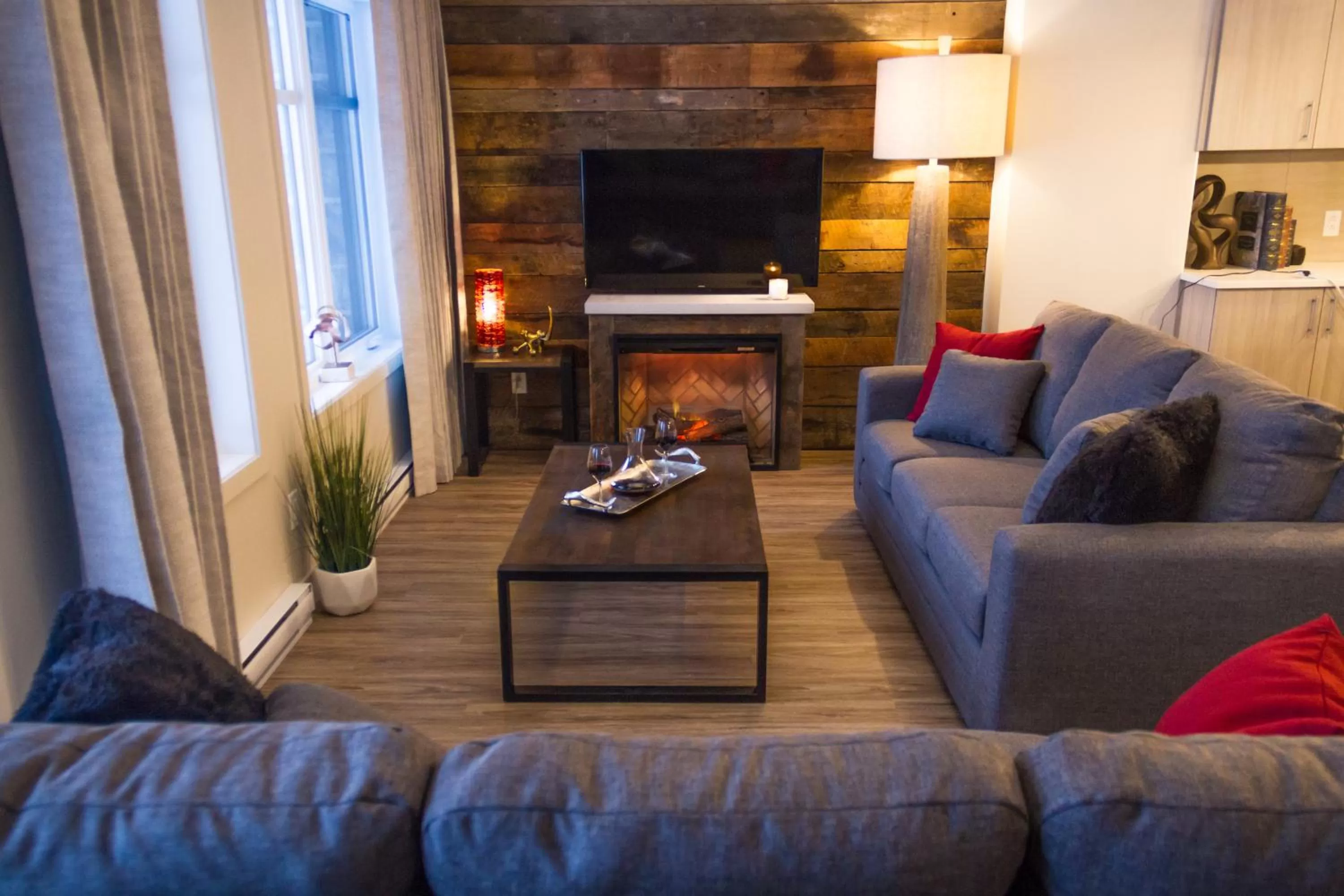 Communal lounge/ TV room in Le Viking Resort