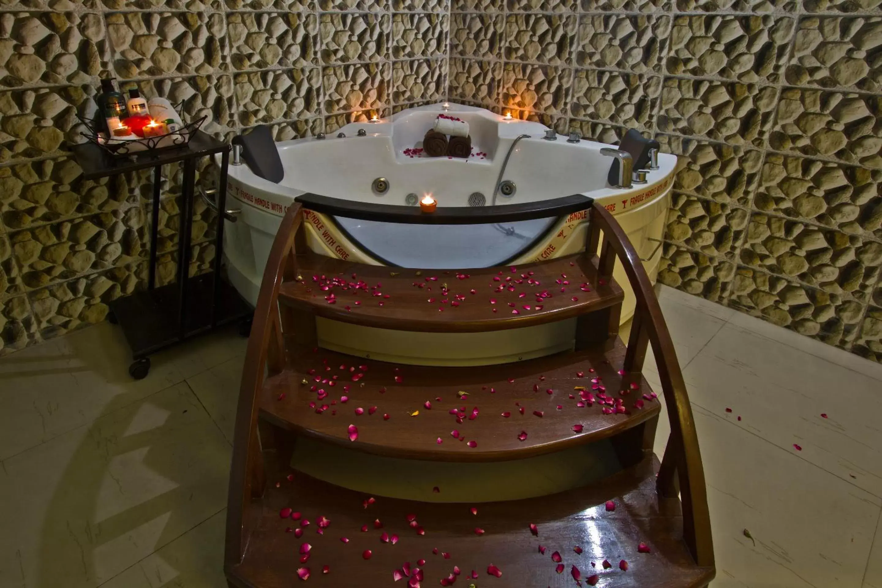 Spa and wellness centre/facilities in Hotel Broadways Inn Spa and wellness centre/facilities in Hotel Broadways Inn