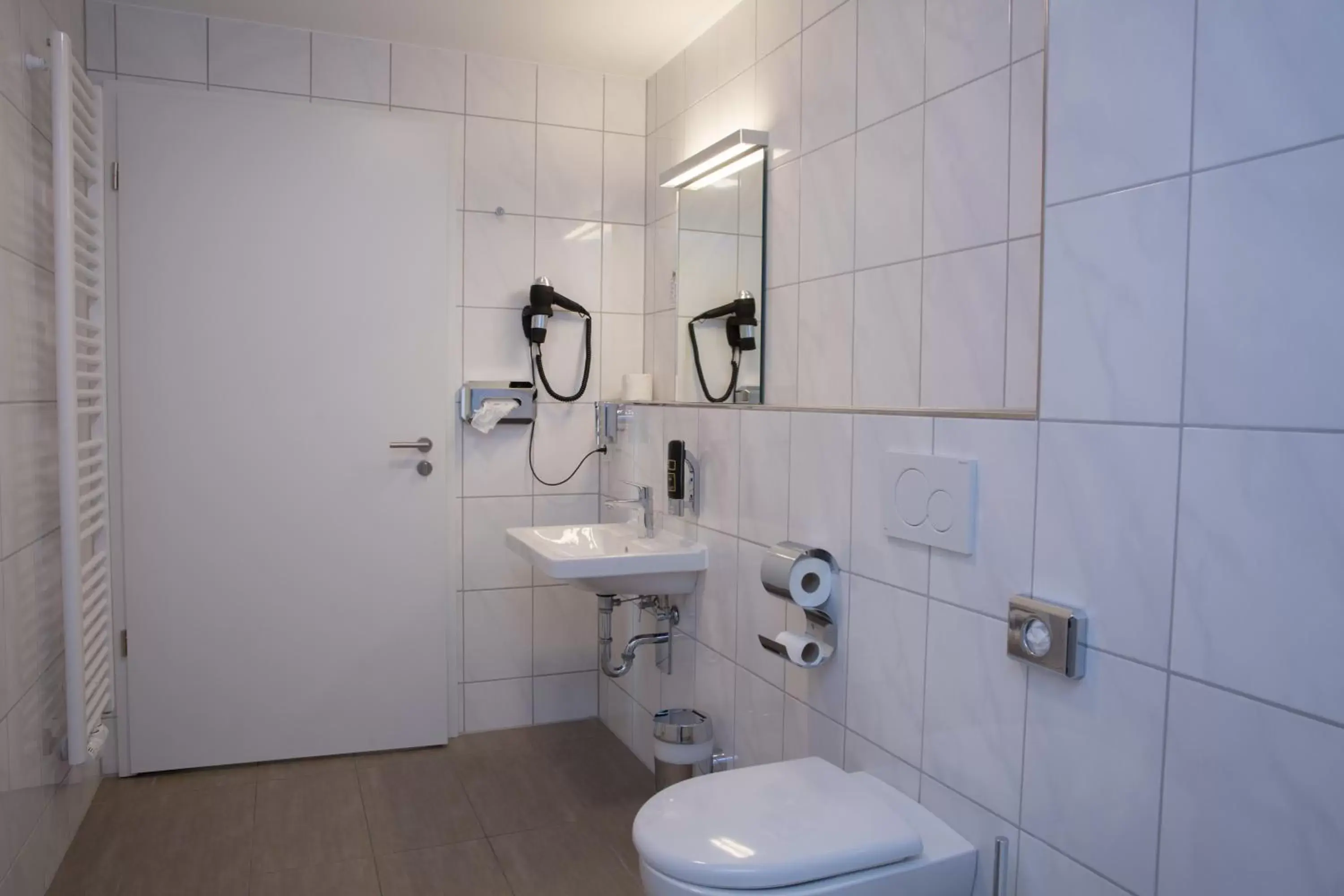 Bathroom in Goethe Conference Hotel by Trip Inn