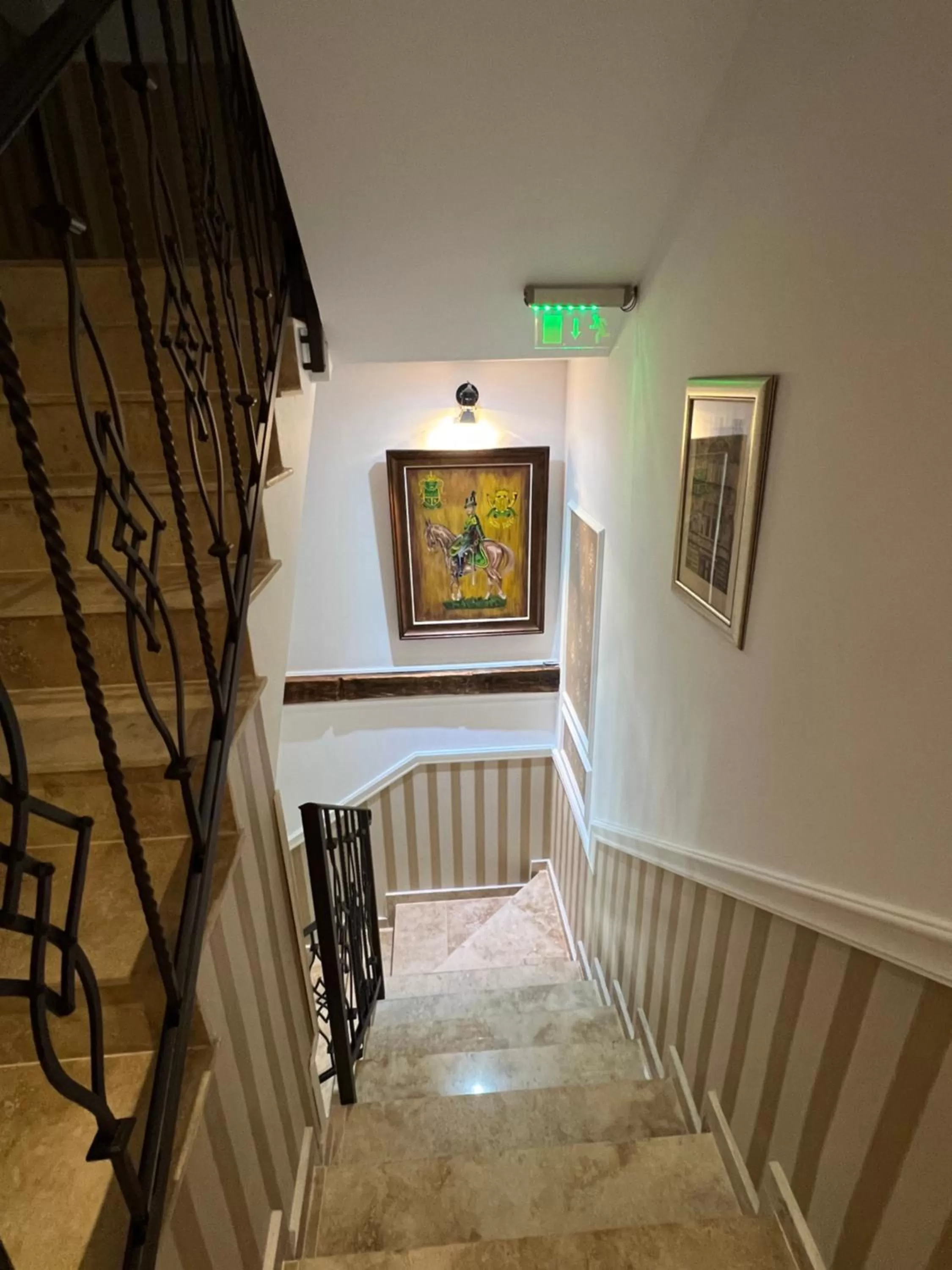 Property building in Hotel Boutique Cathedral Plaza Residences room for rent downtown