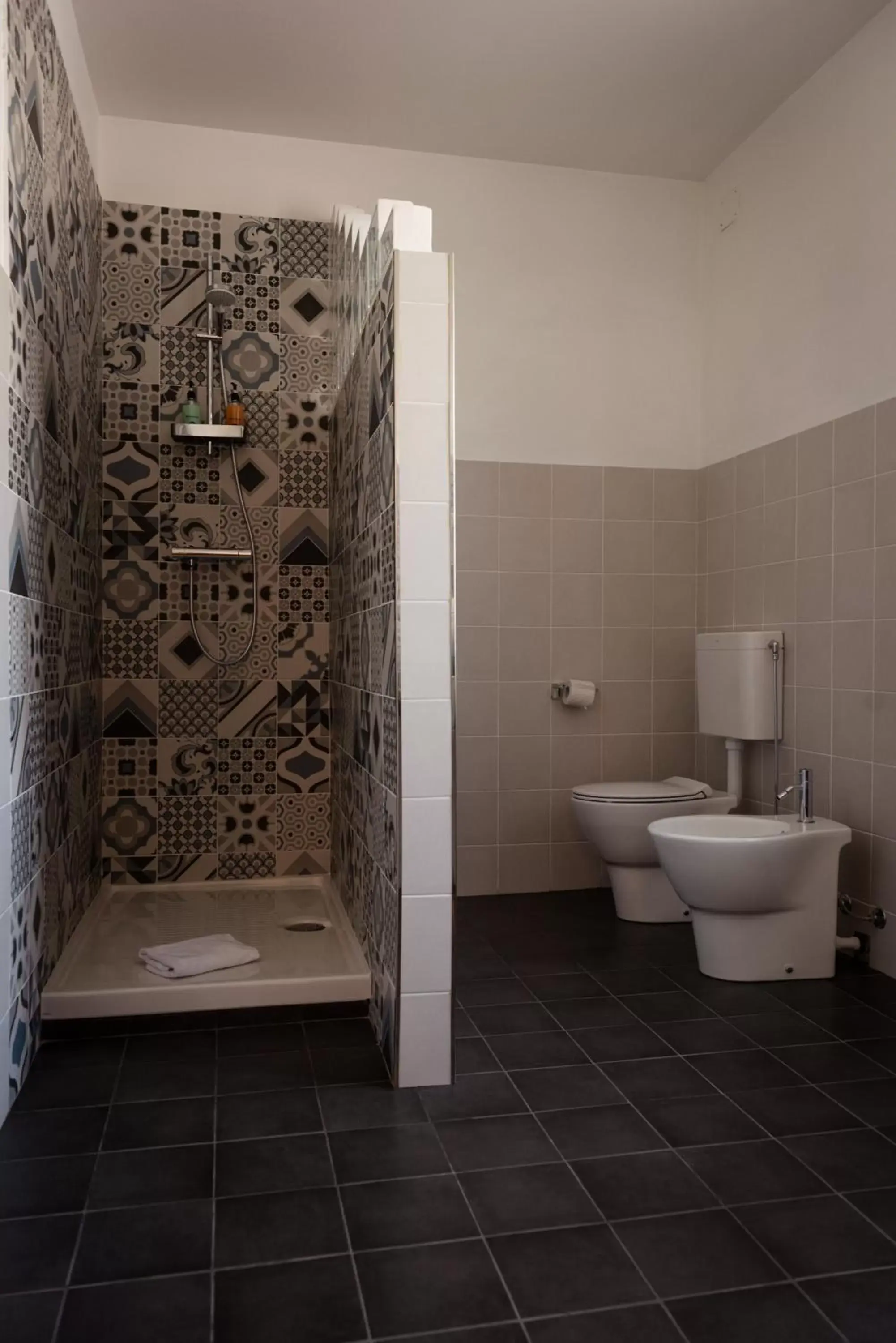 Shower, Bathroom in Ca' del Viaggiatore