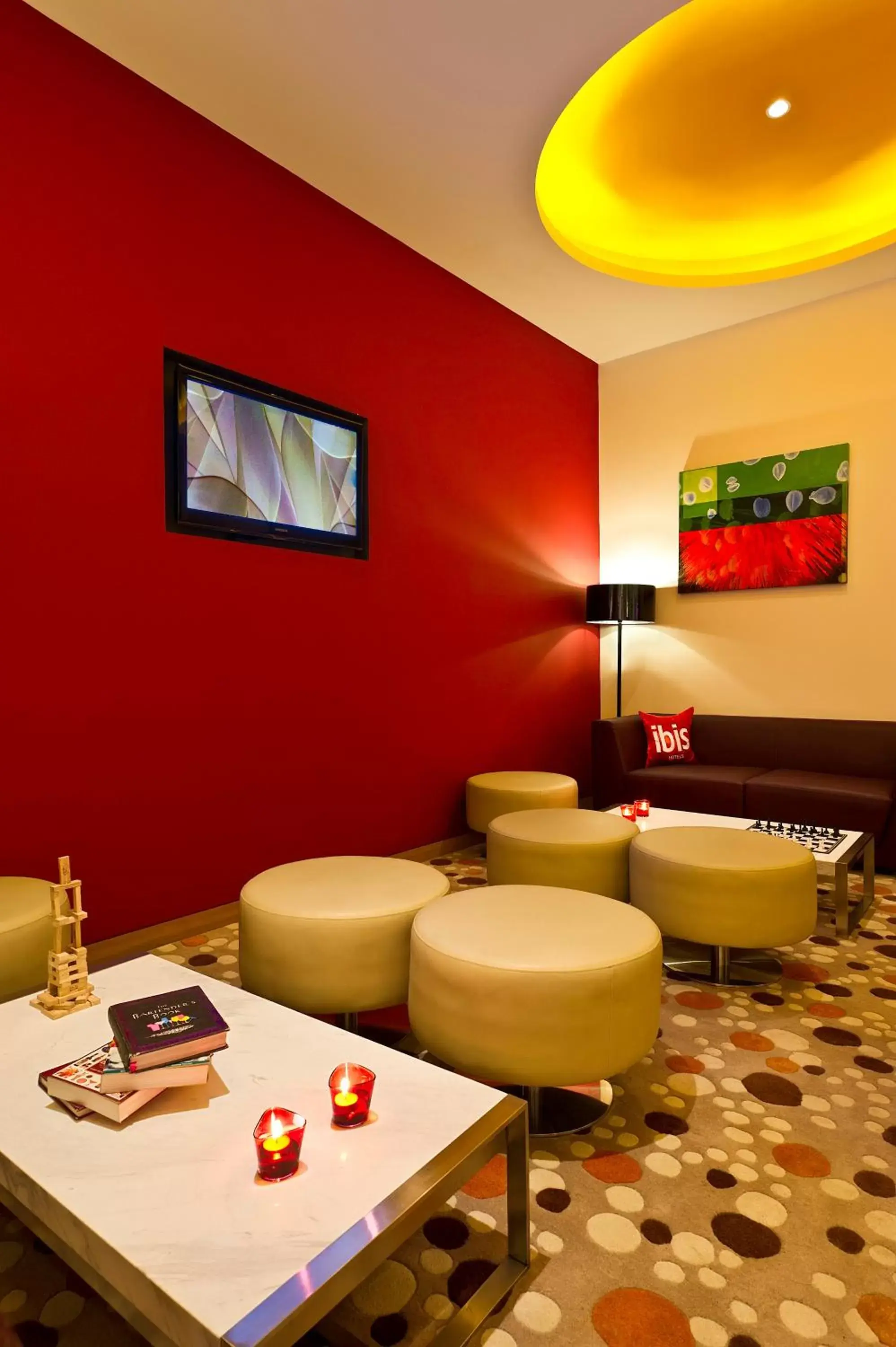 Lobby or reception, Restaurant/Places to Eat in ibis Navi Mumbai - An Accor Brand