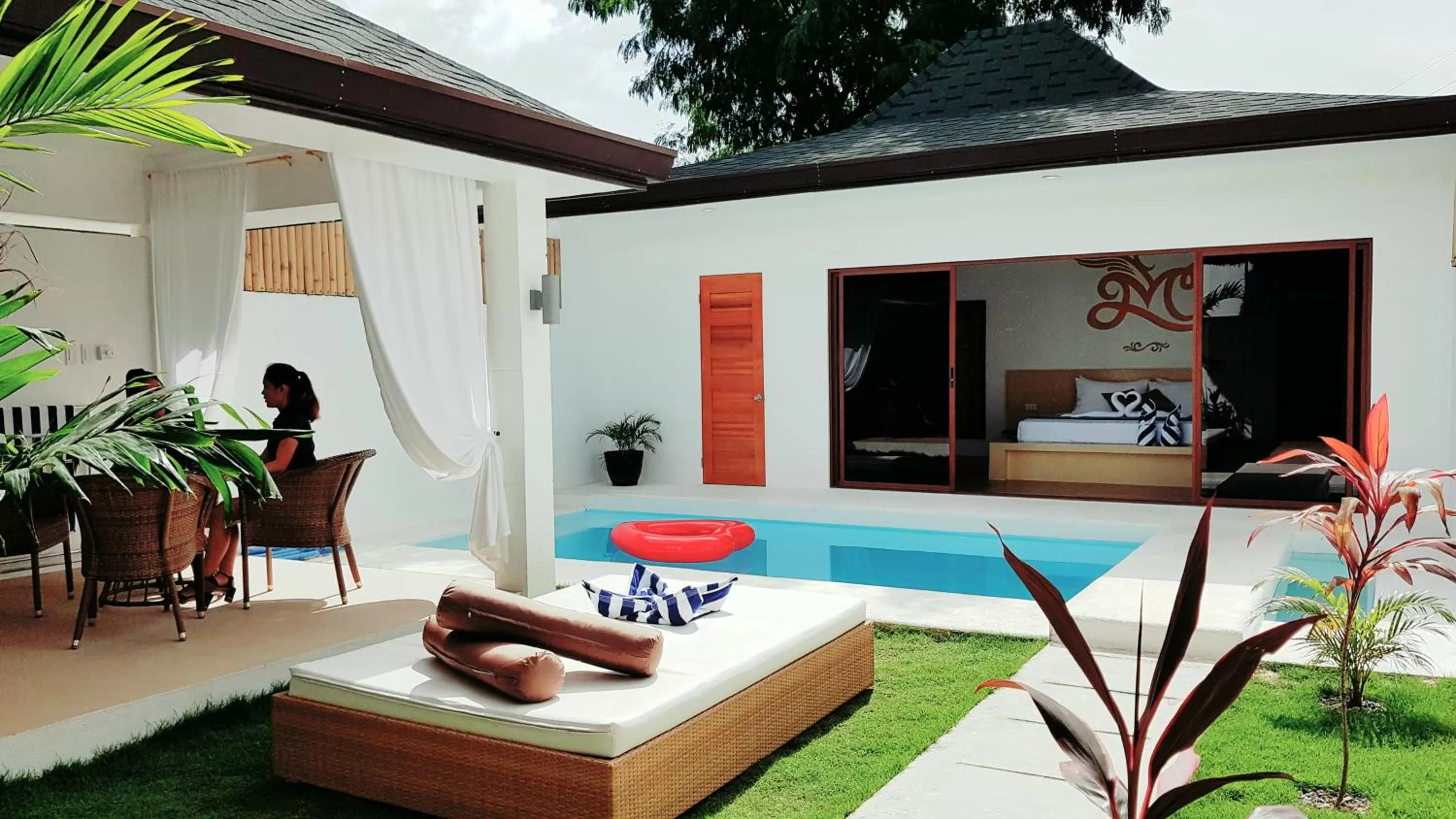 Patio in Montecarlo Villas Panglao