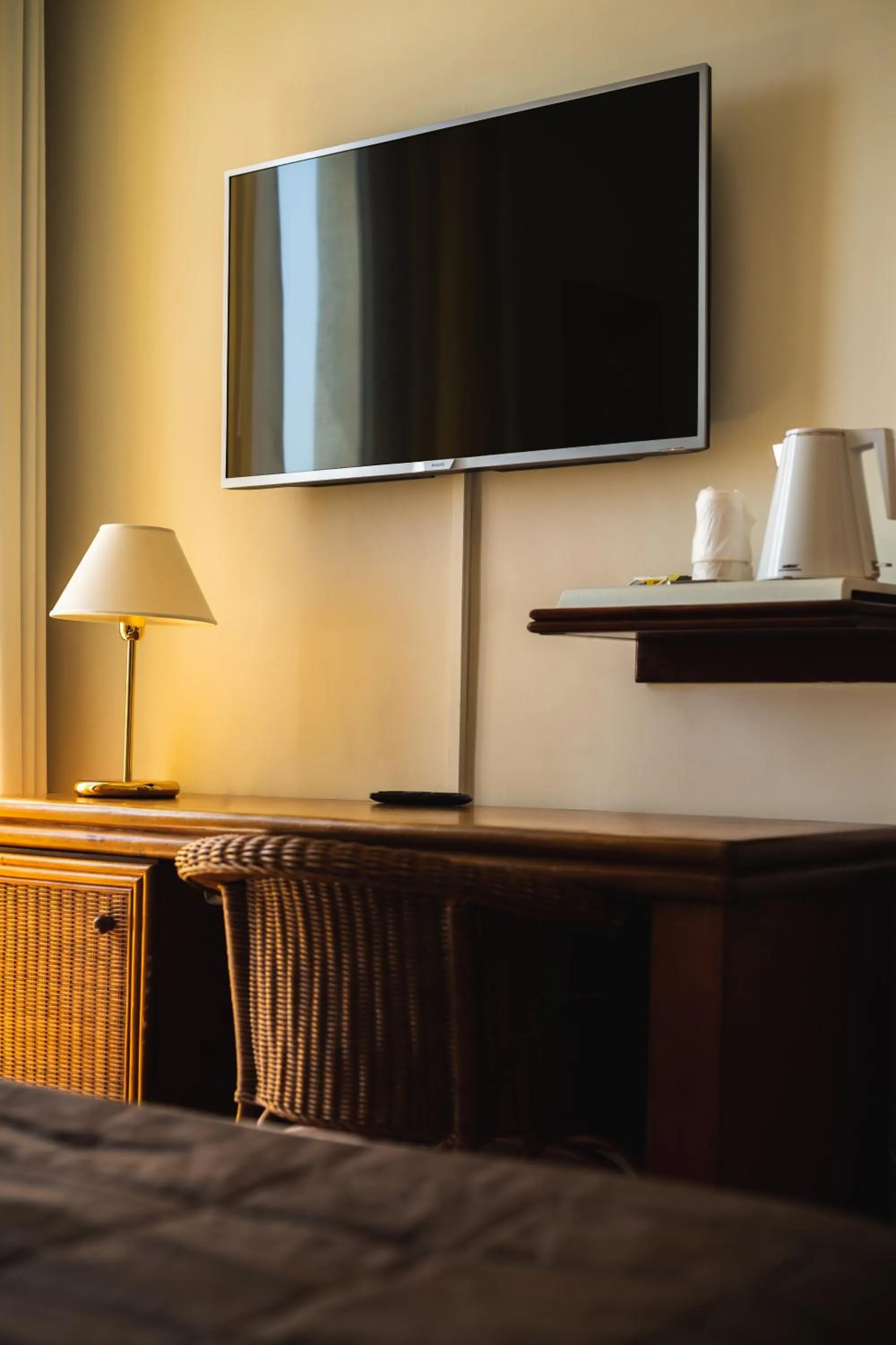 TV and multimedia, Bed in Apulia Hotel Taranto Ara Solis