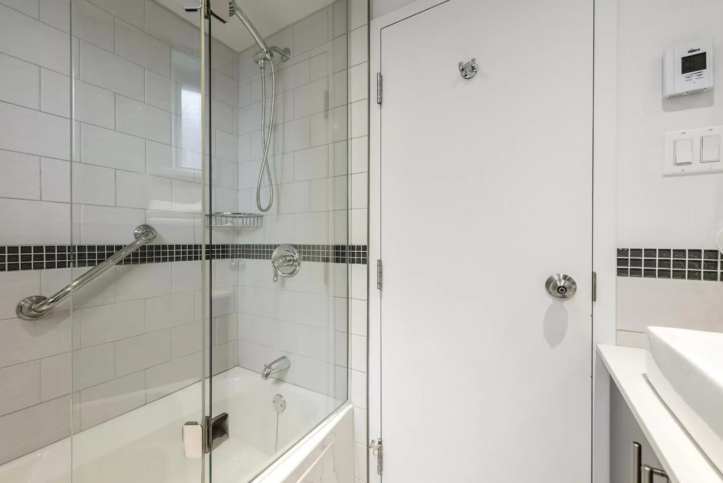 Bathroom in Terrasse Royale Hotel