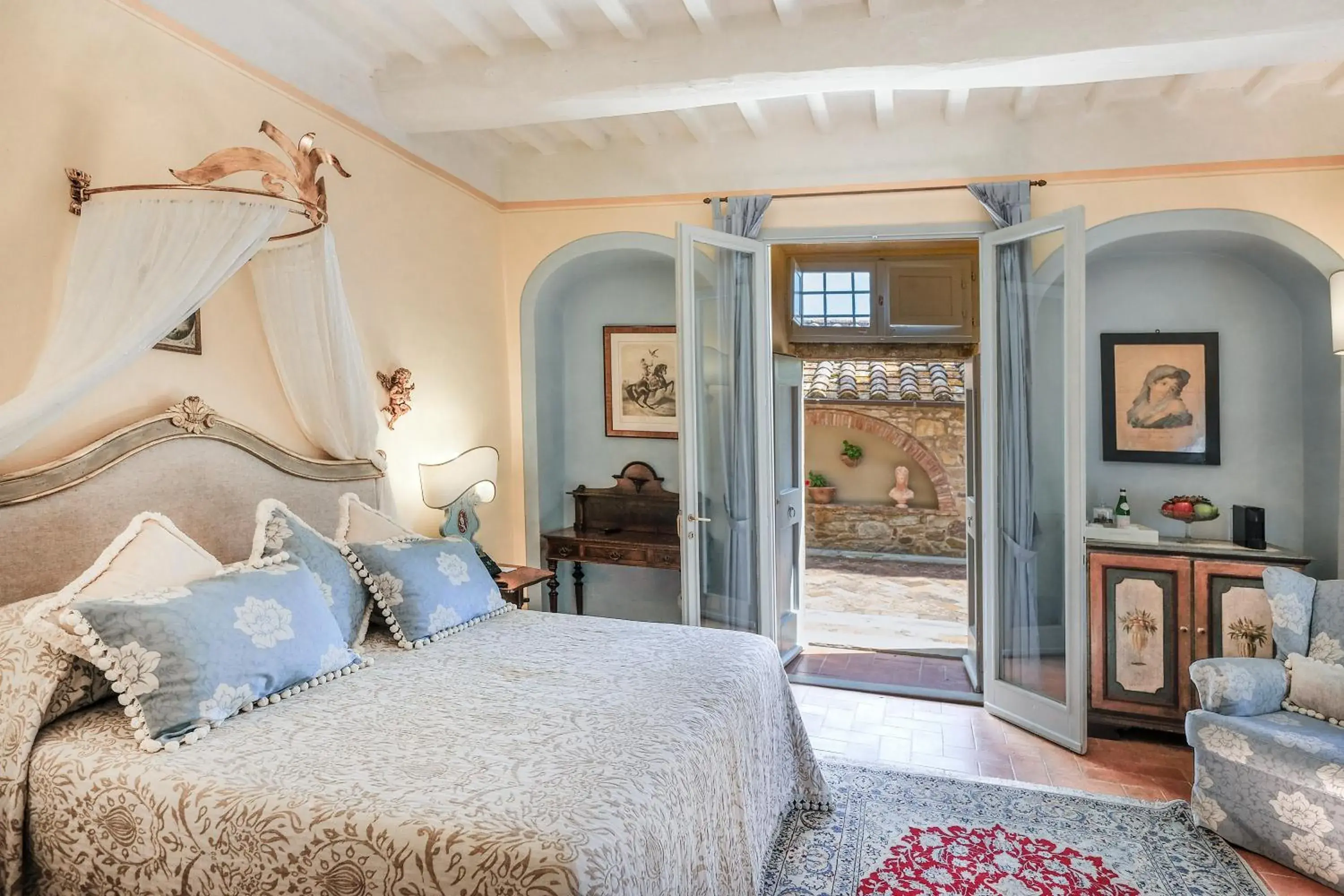 Bed in Il Falconiere Relais & Spa Bed in Il Falconiere Relais & Spa