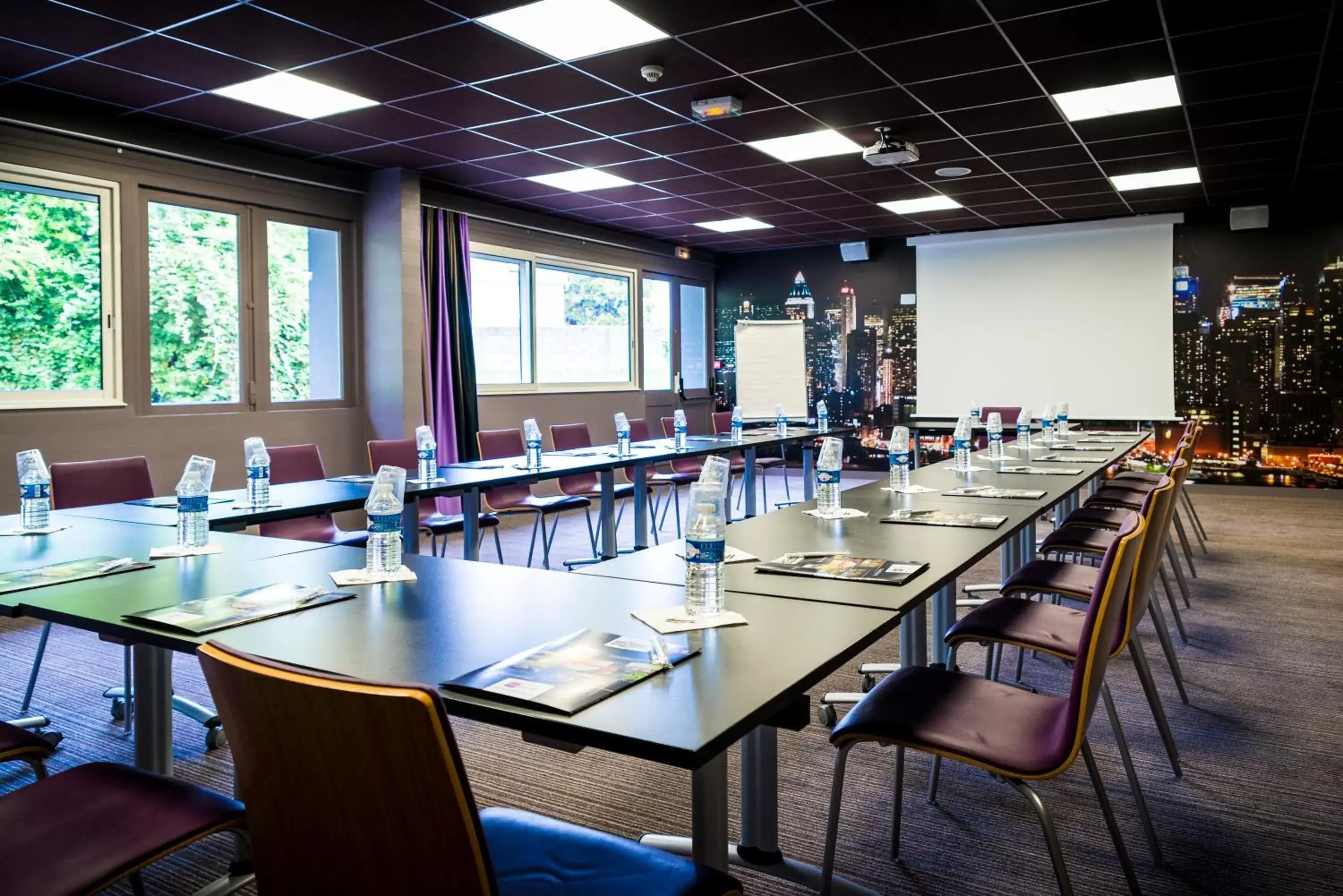 Business facilities in Brit Hotel Saint Brieuc