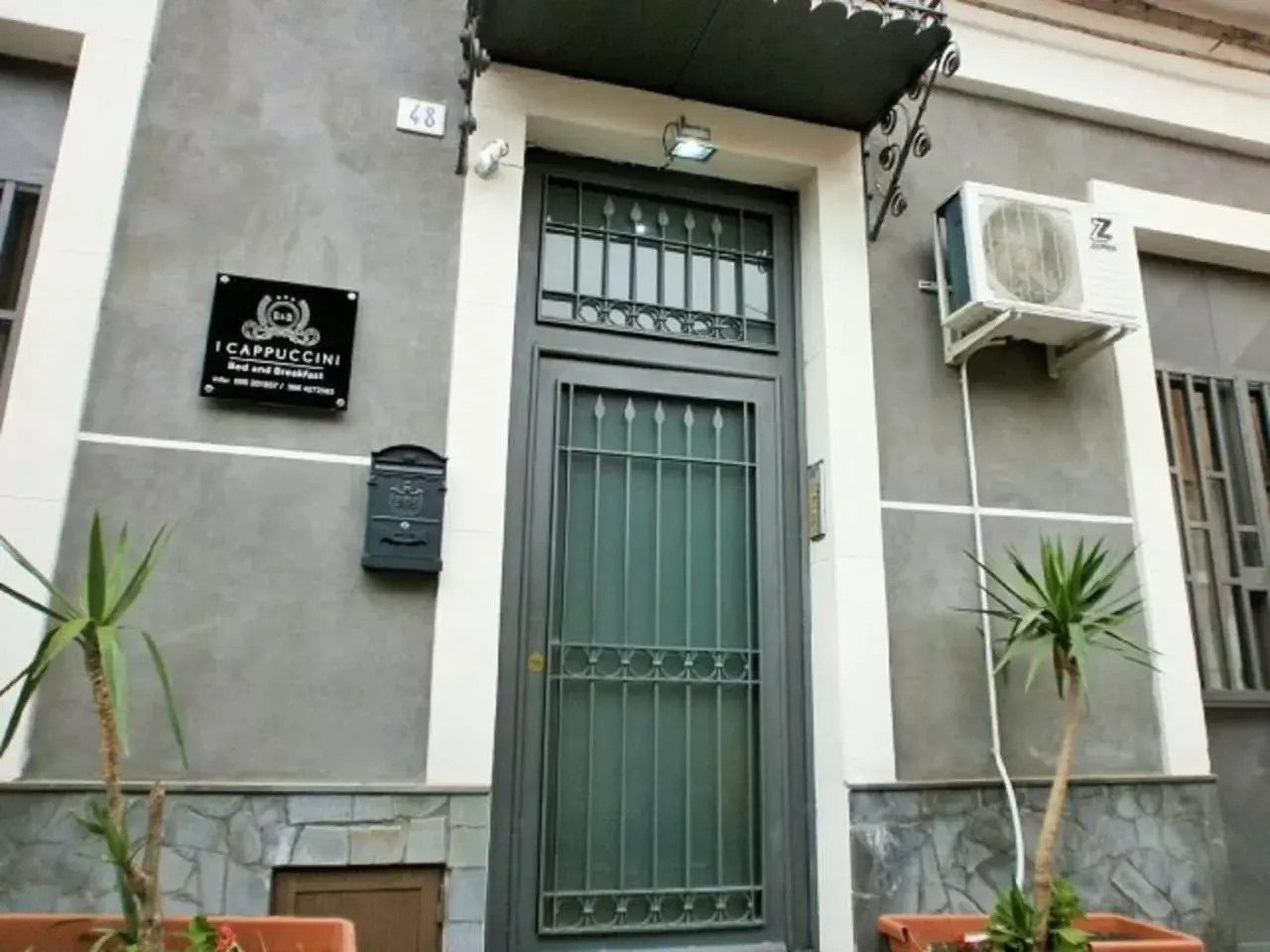 Facade/entrance, Property Building in I Cappuccini Rooms
