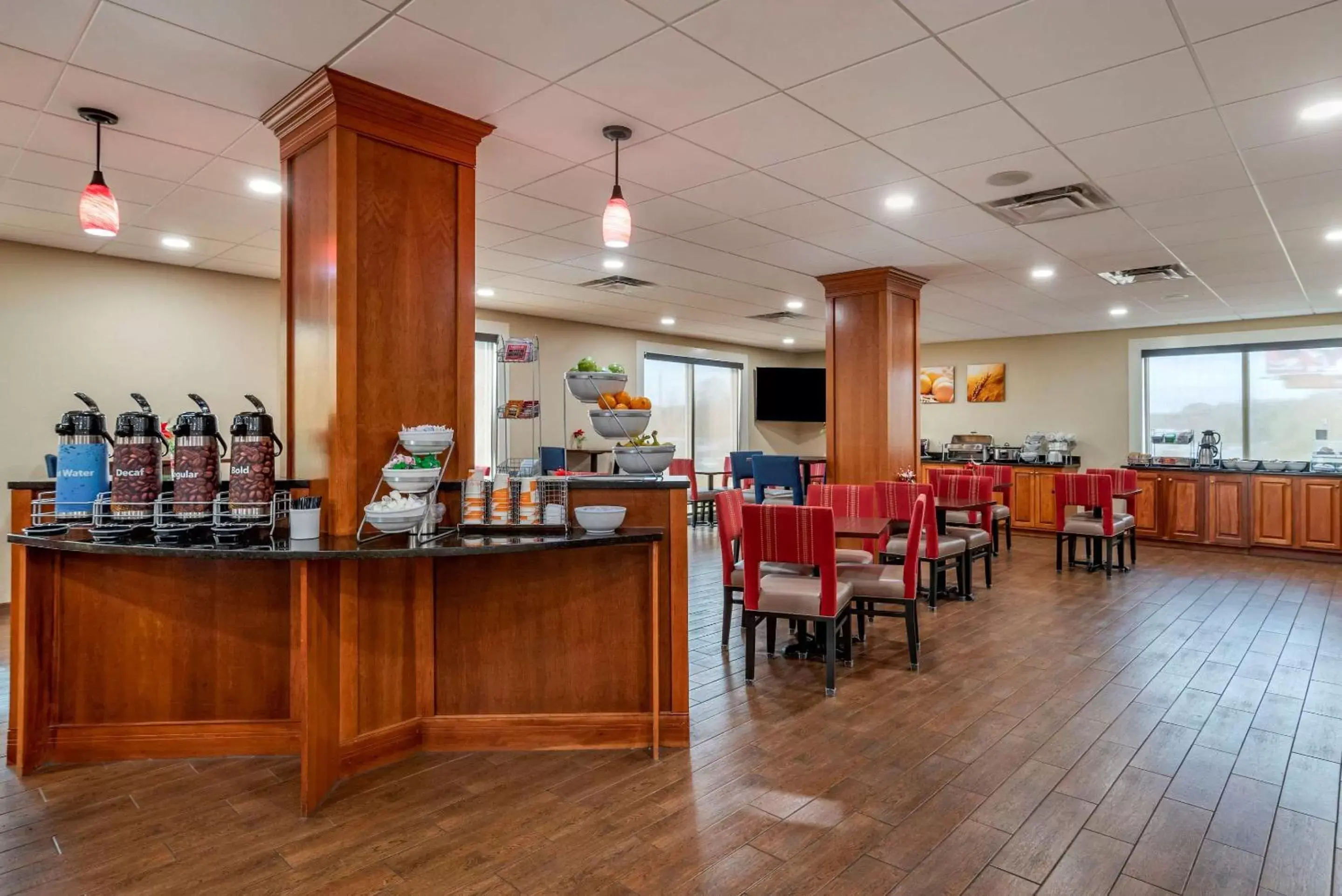 Restaurant/Places to Eat in Comfort Suites Niceville Near Eglin Air Force Base