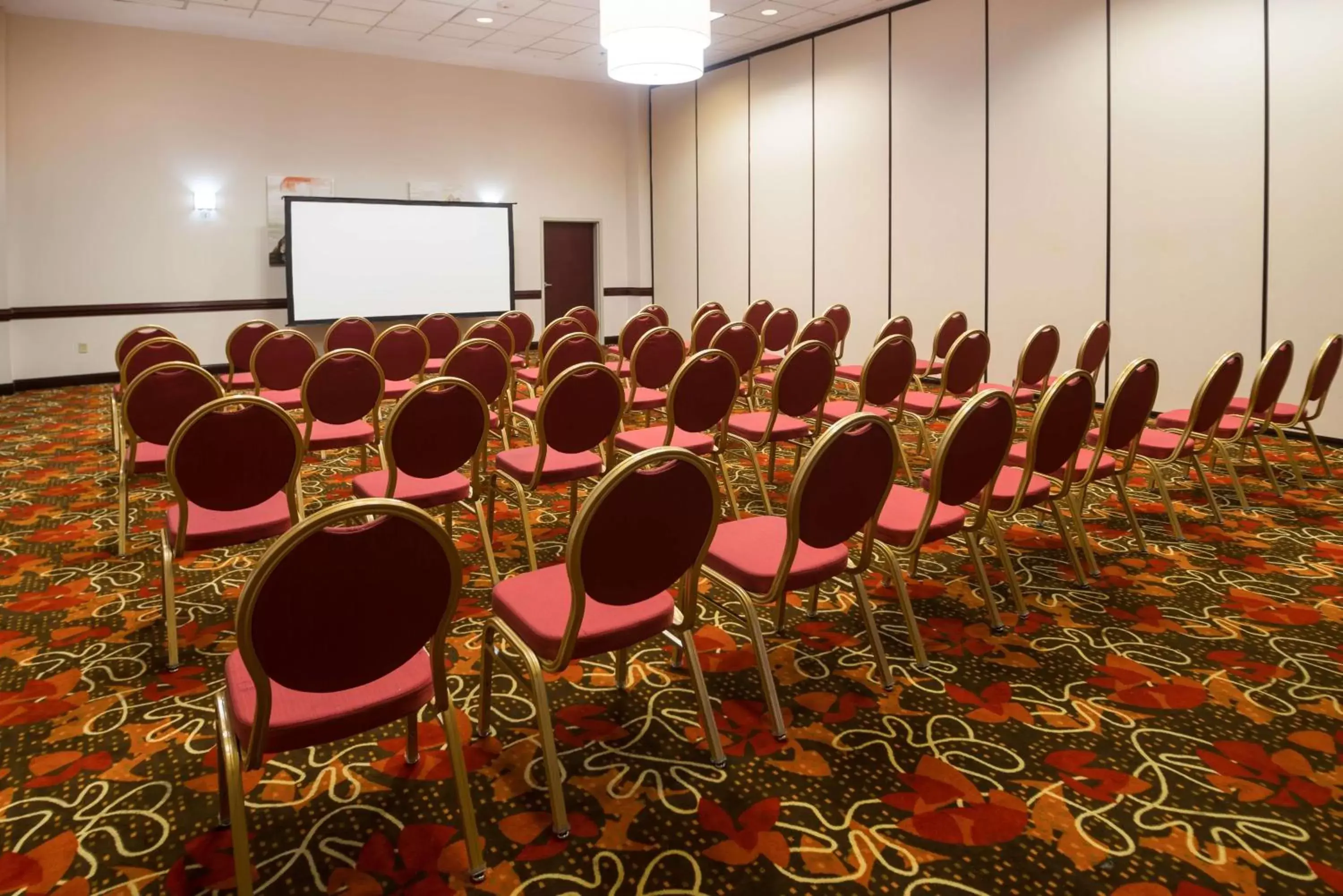 Meeting/conference room in Hampton Inn & Suites Wilson I-95