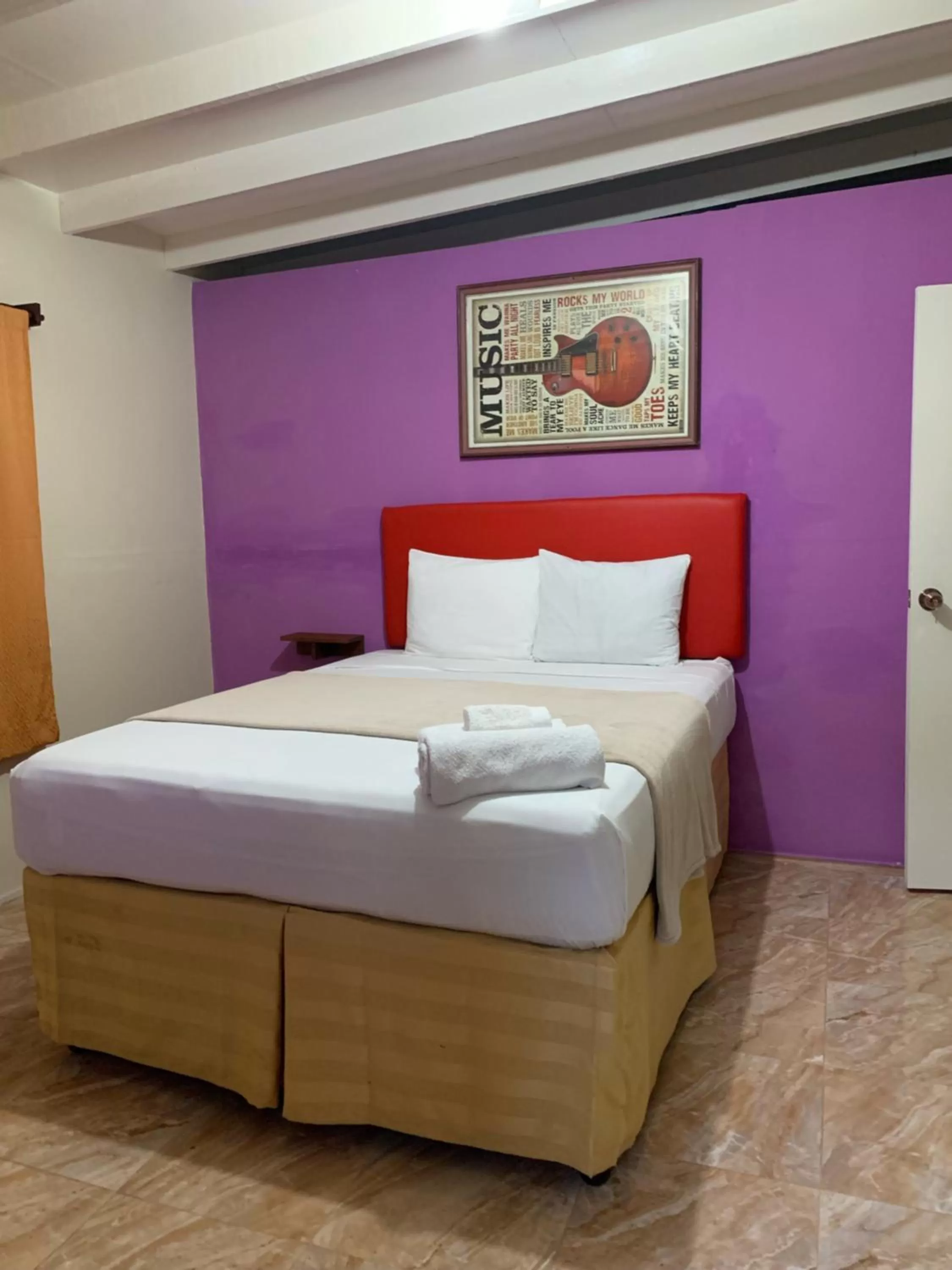 Bedroom, Bed in Kingsworth Bed and Breakfast